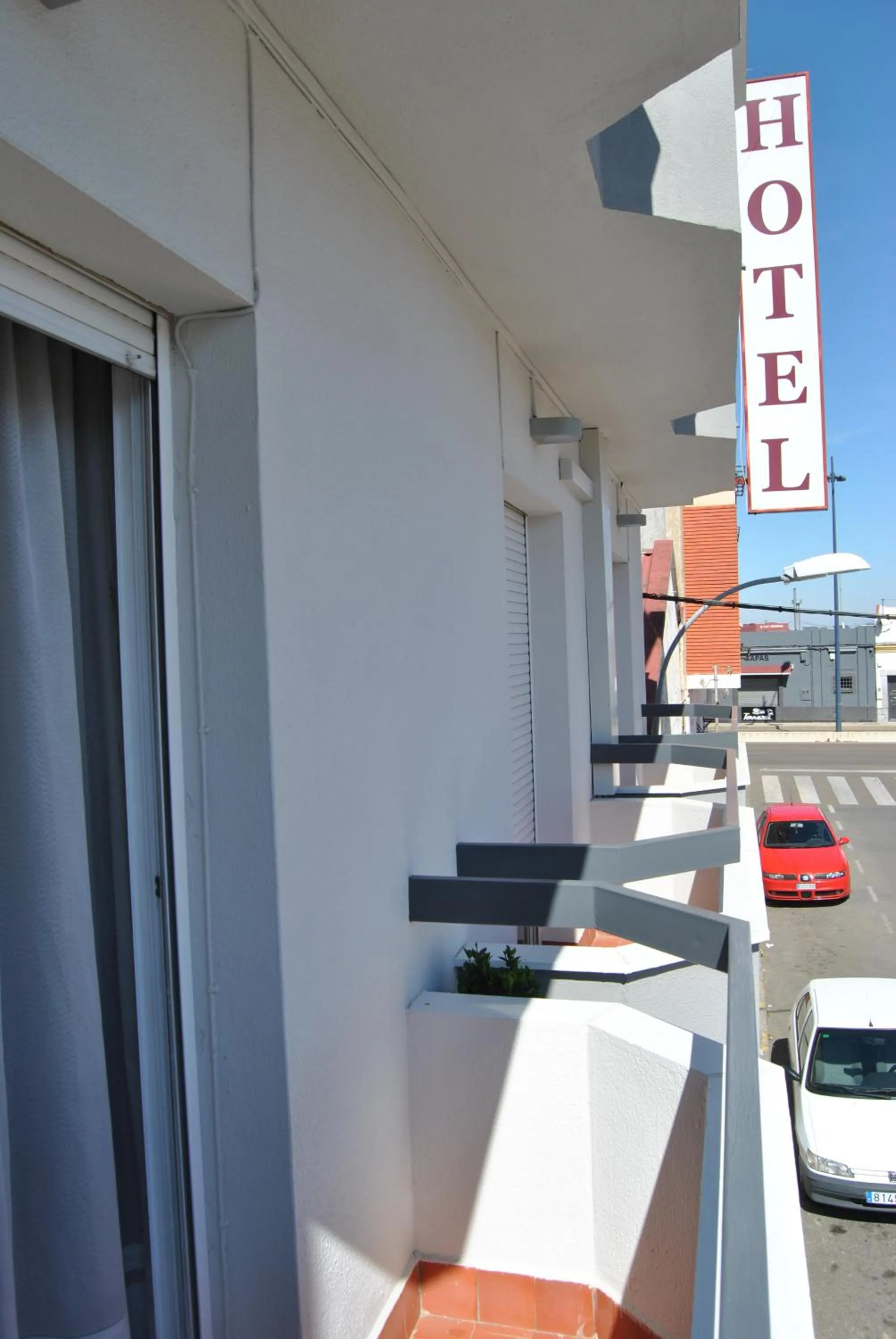 Day in Hotel Los Angeles