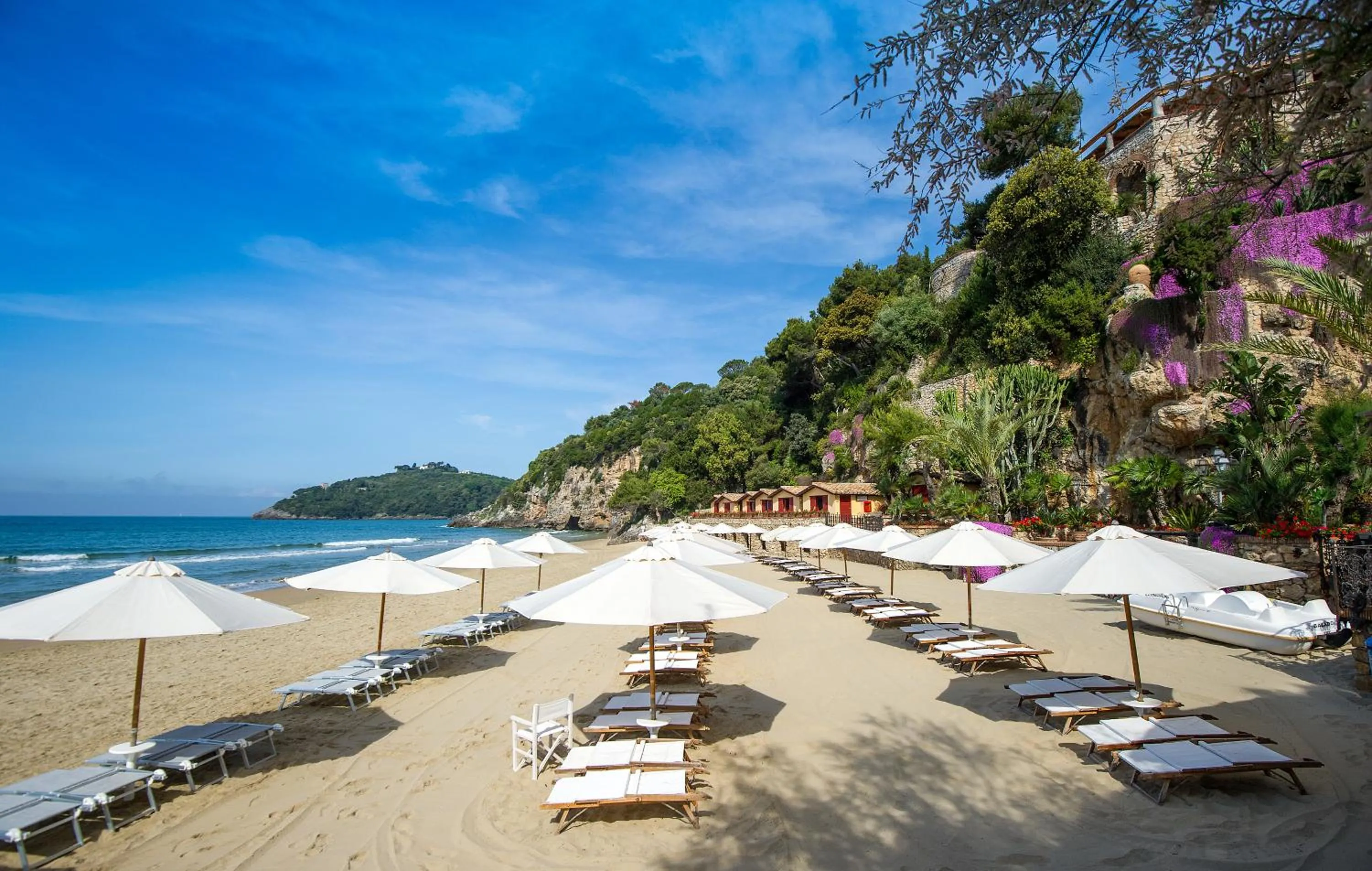 Day in Aeneas' Landing Resort