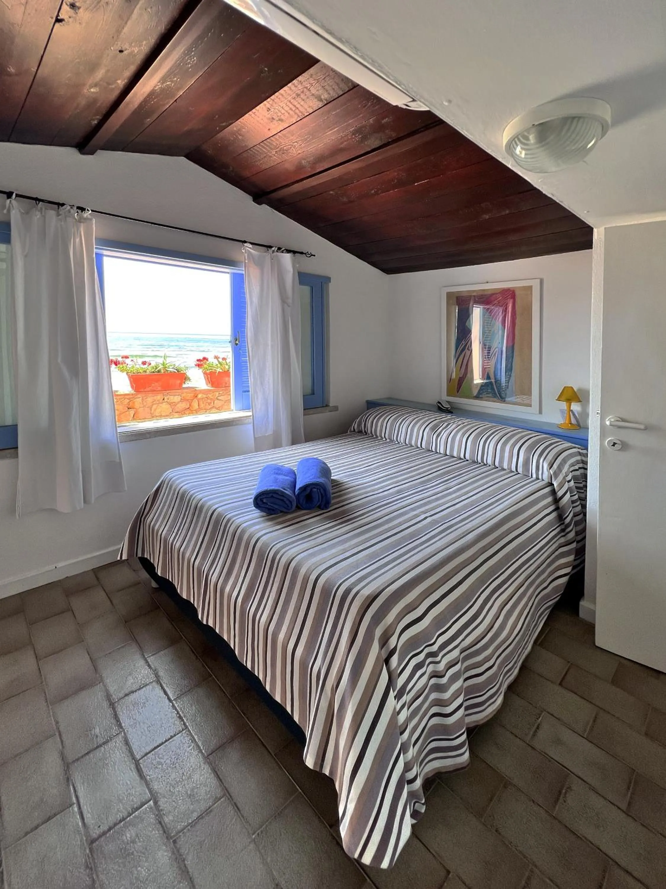 Bed in Aeneas' Landing Resort
