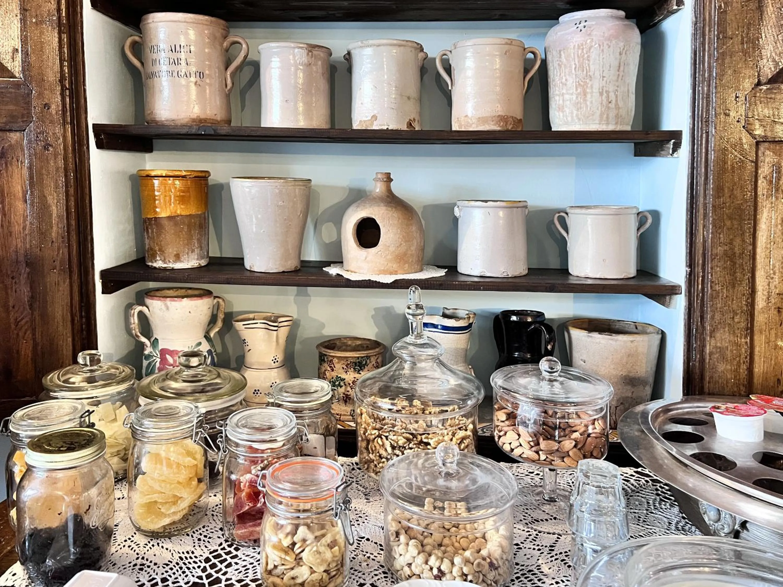 Coffee/tea facilities in Aeneas' Landing Resort