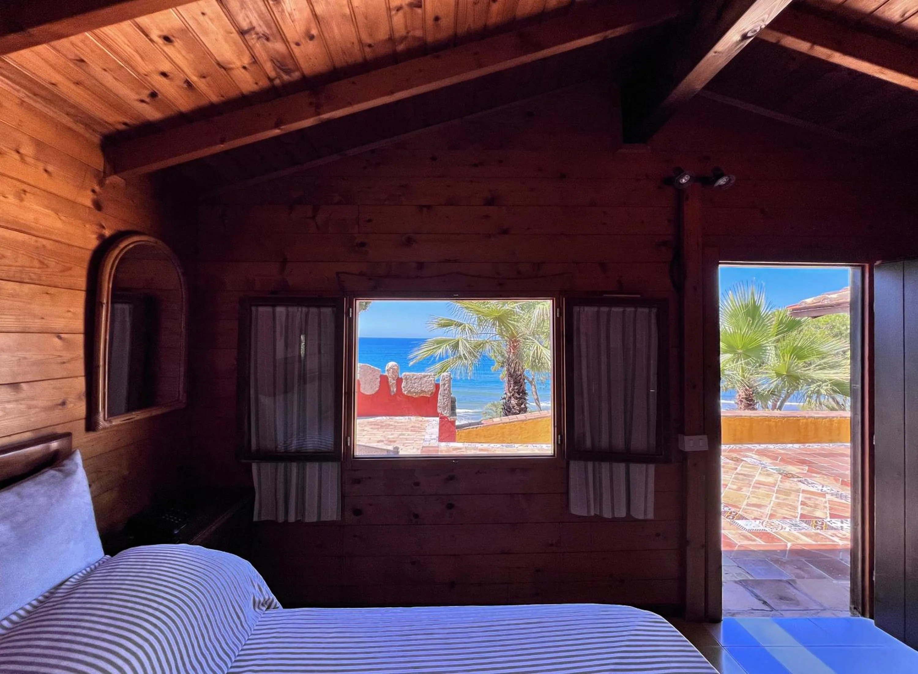 Bed in Aeneas' Landing Resort