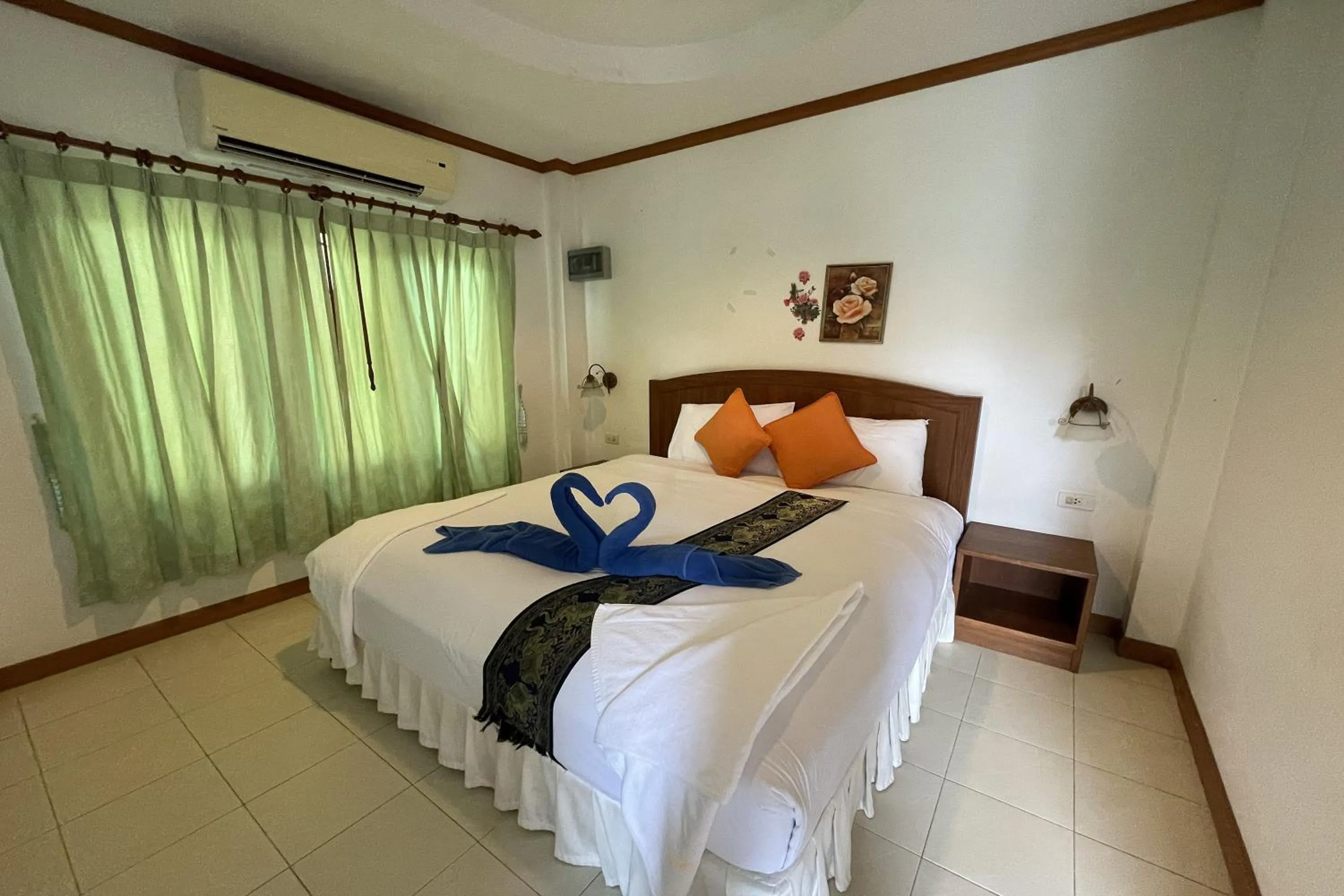 Bed in Sea Breeze Bungalow