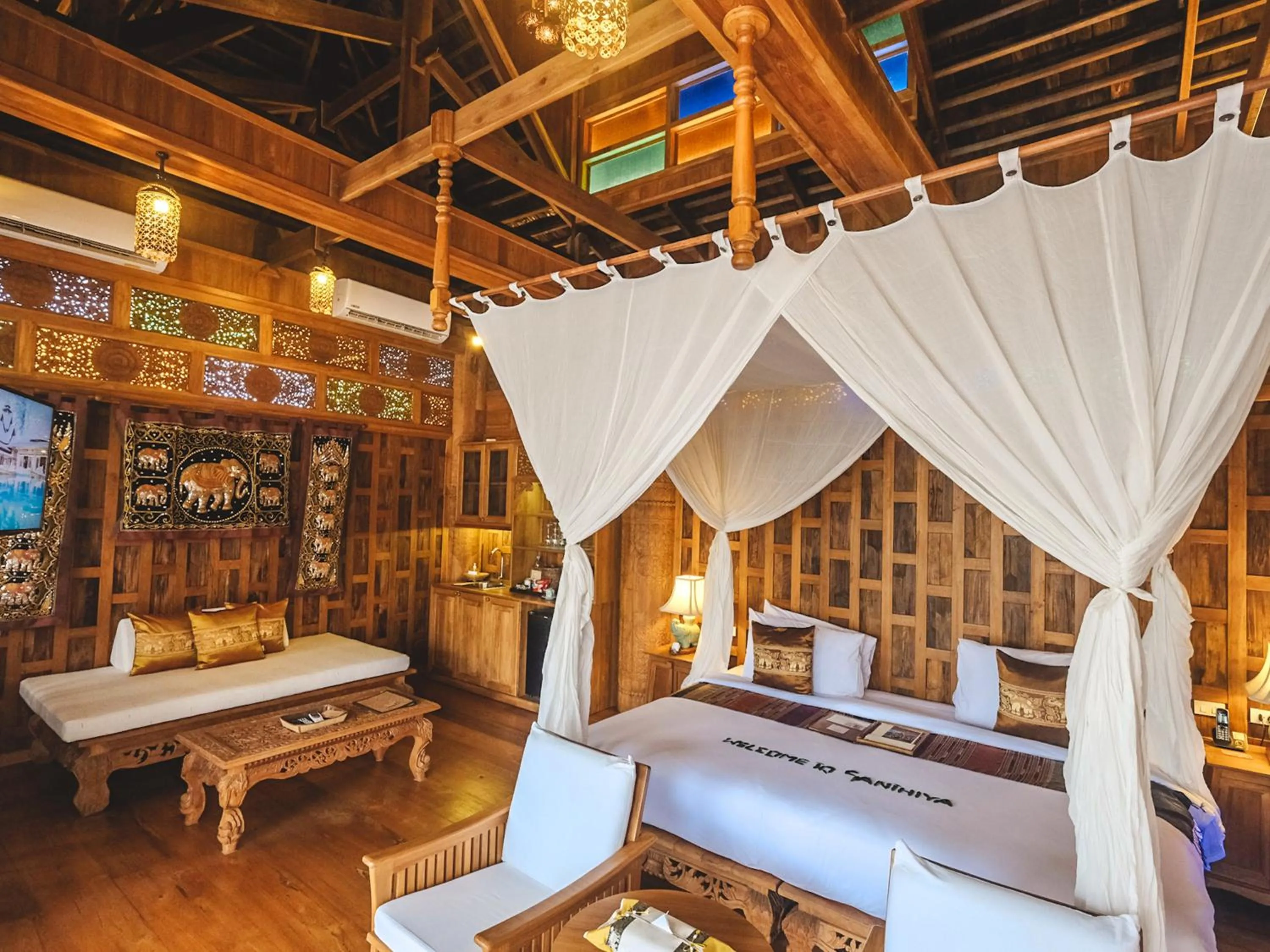 Bed in Santhiya Phuket Natai Resort & Spa