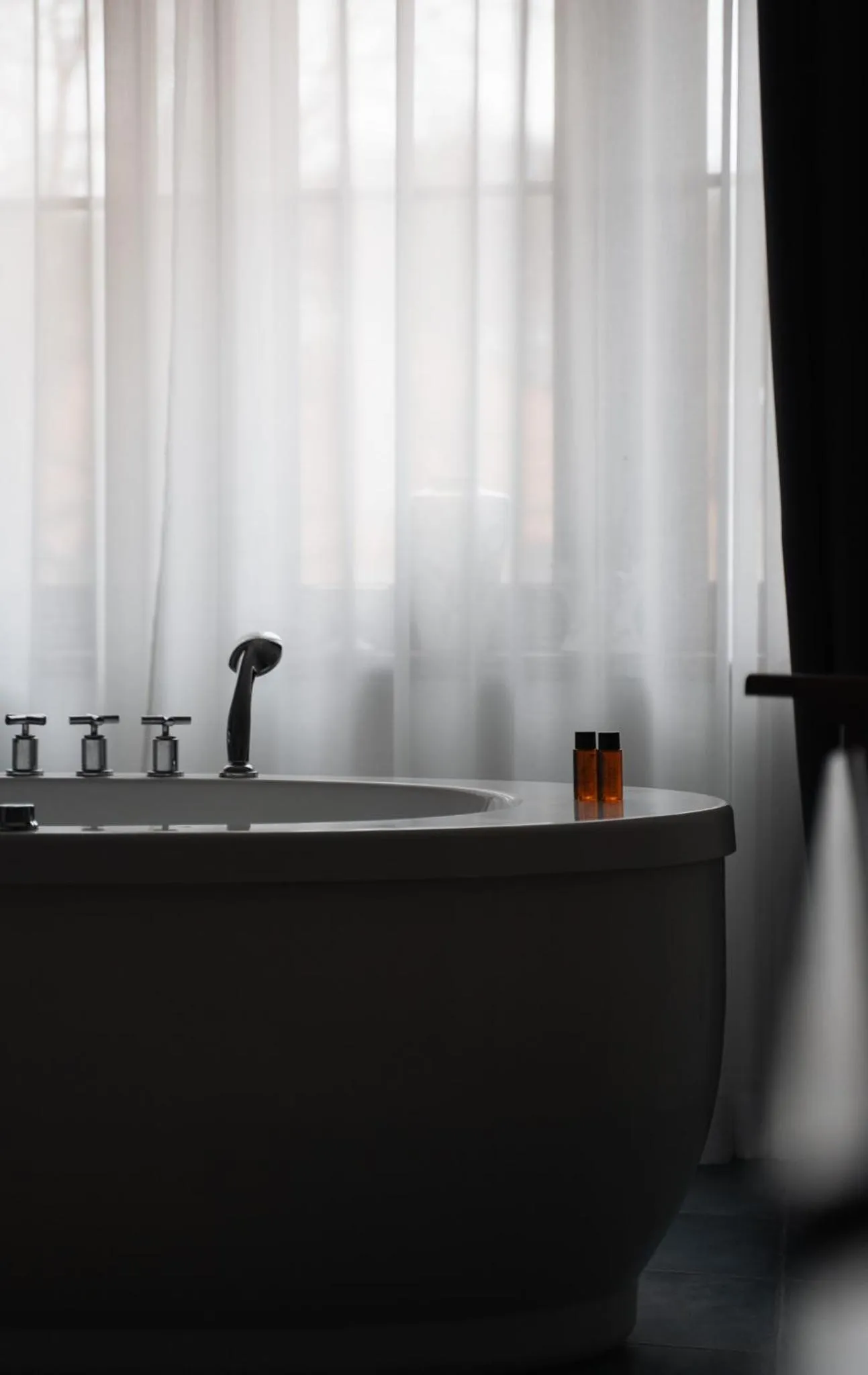 Bath in Folwark Wielka Wieś - Pałac pod Dębem