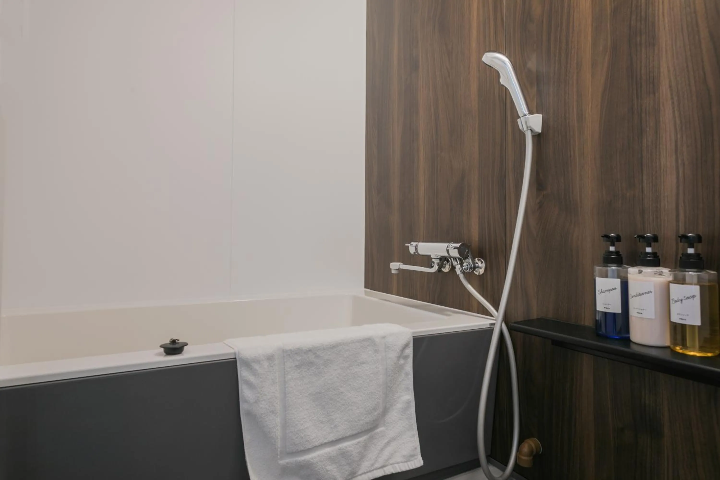 Bathroom in Henn na Hotel Kyoto Hachijoguchi