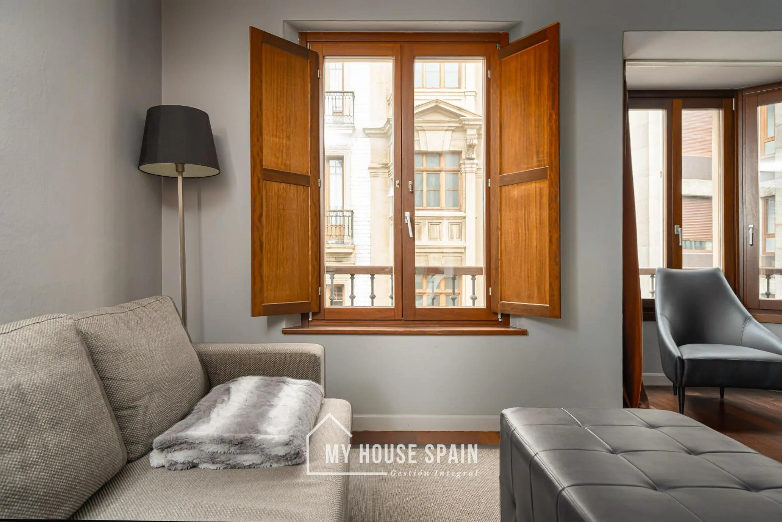 MyHouseSpain - Apartamentos Moros 41