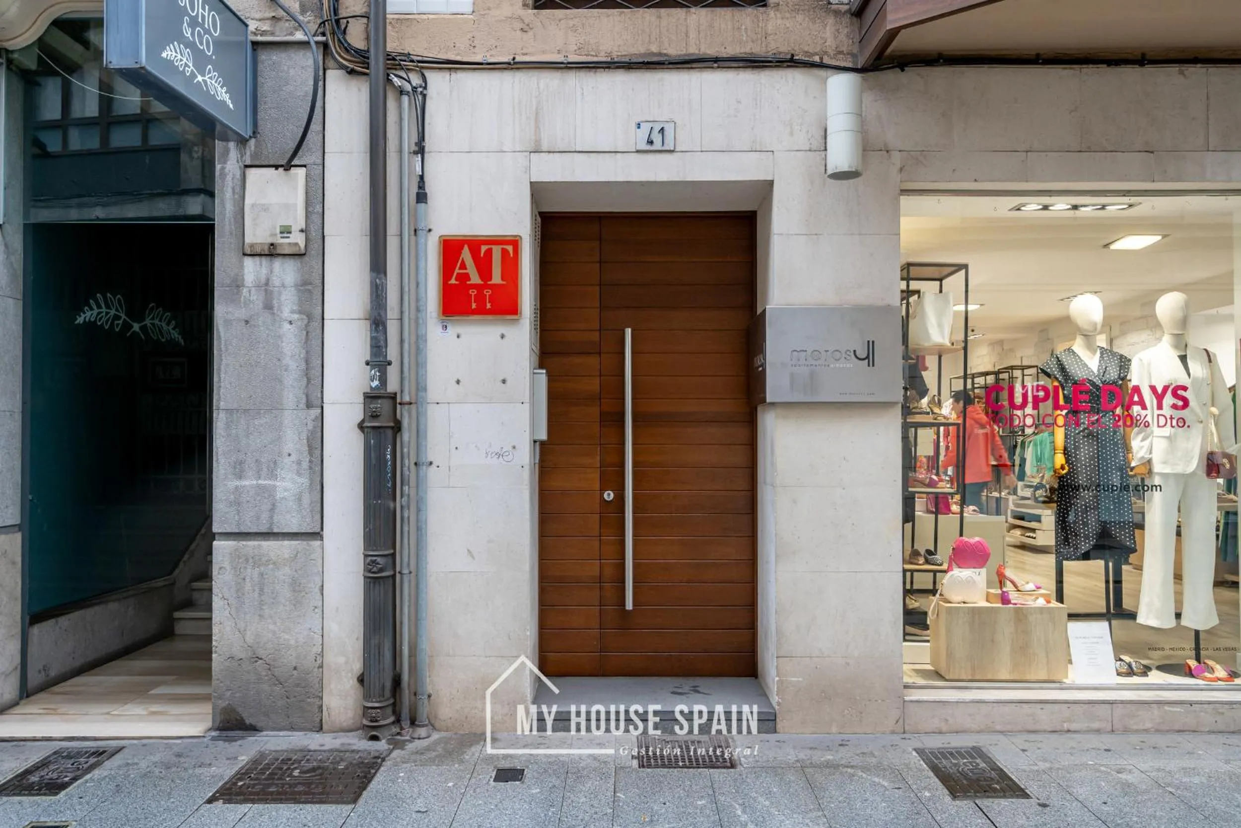 MyHouseSpain - Apartamentos Moros 41