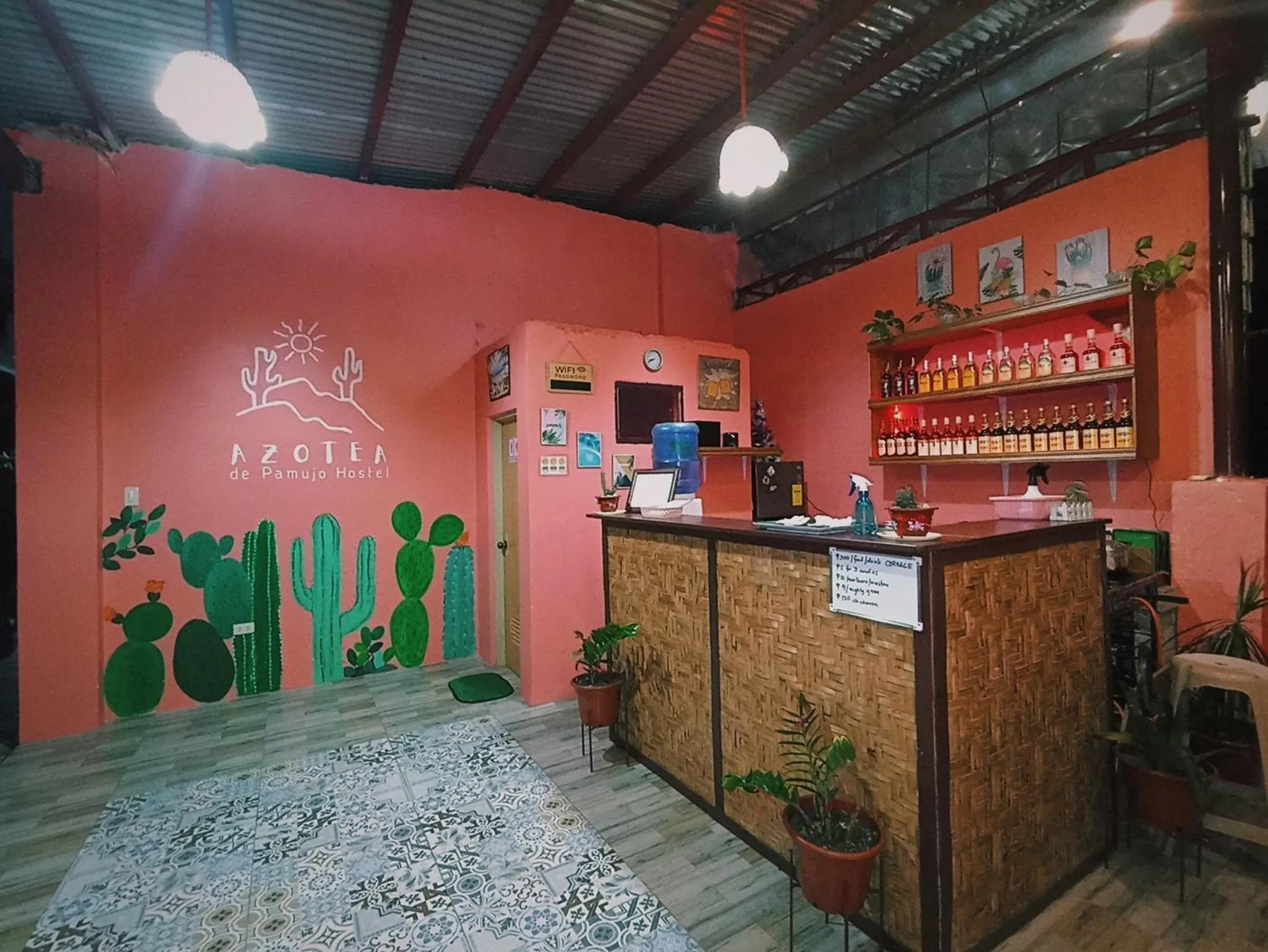 Restaurant/places to eat in Pamujo Hostel