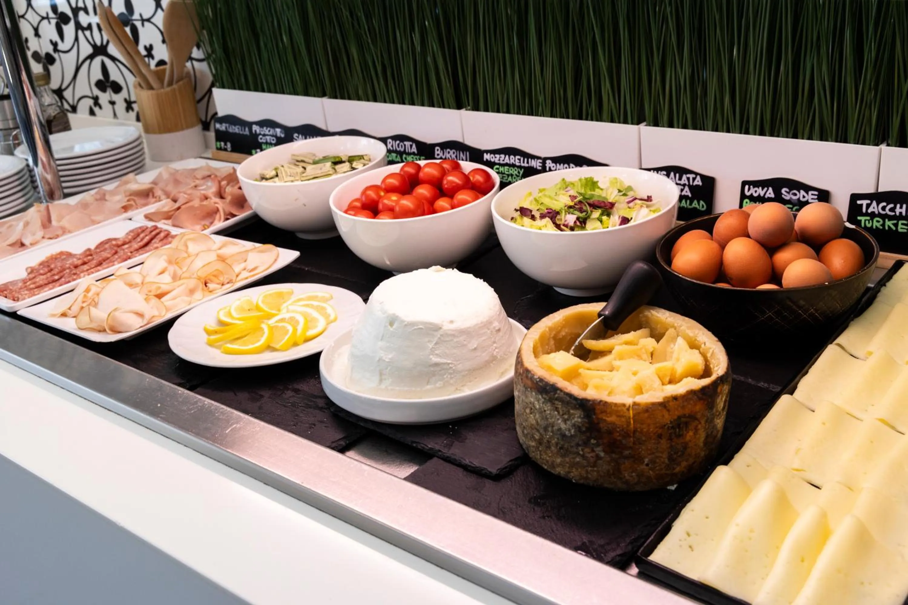 Breakfast in Holiday Inn Genoa City by IHG