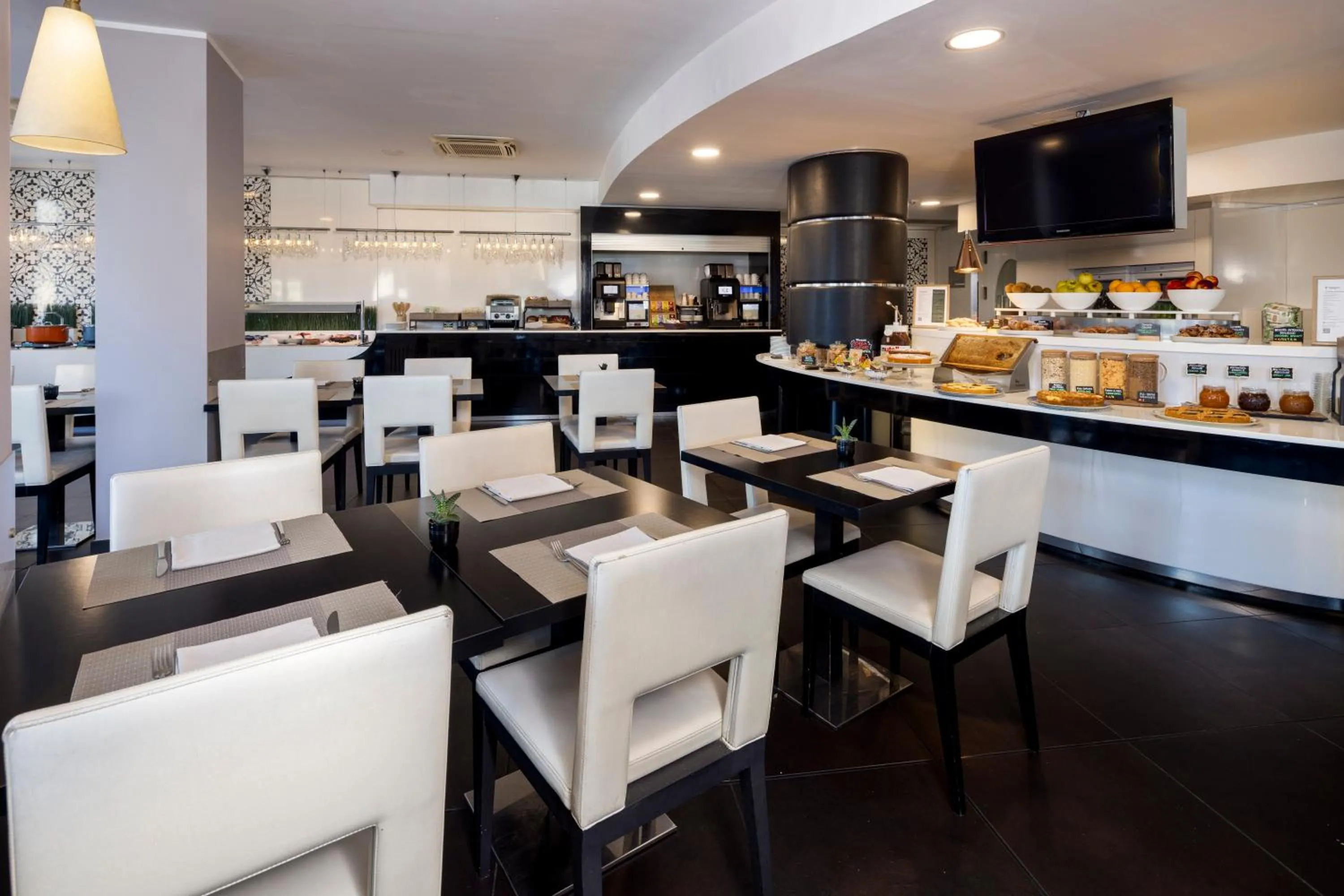 Breakfast in Holiday Inn Genoa City by IHG