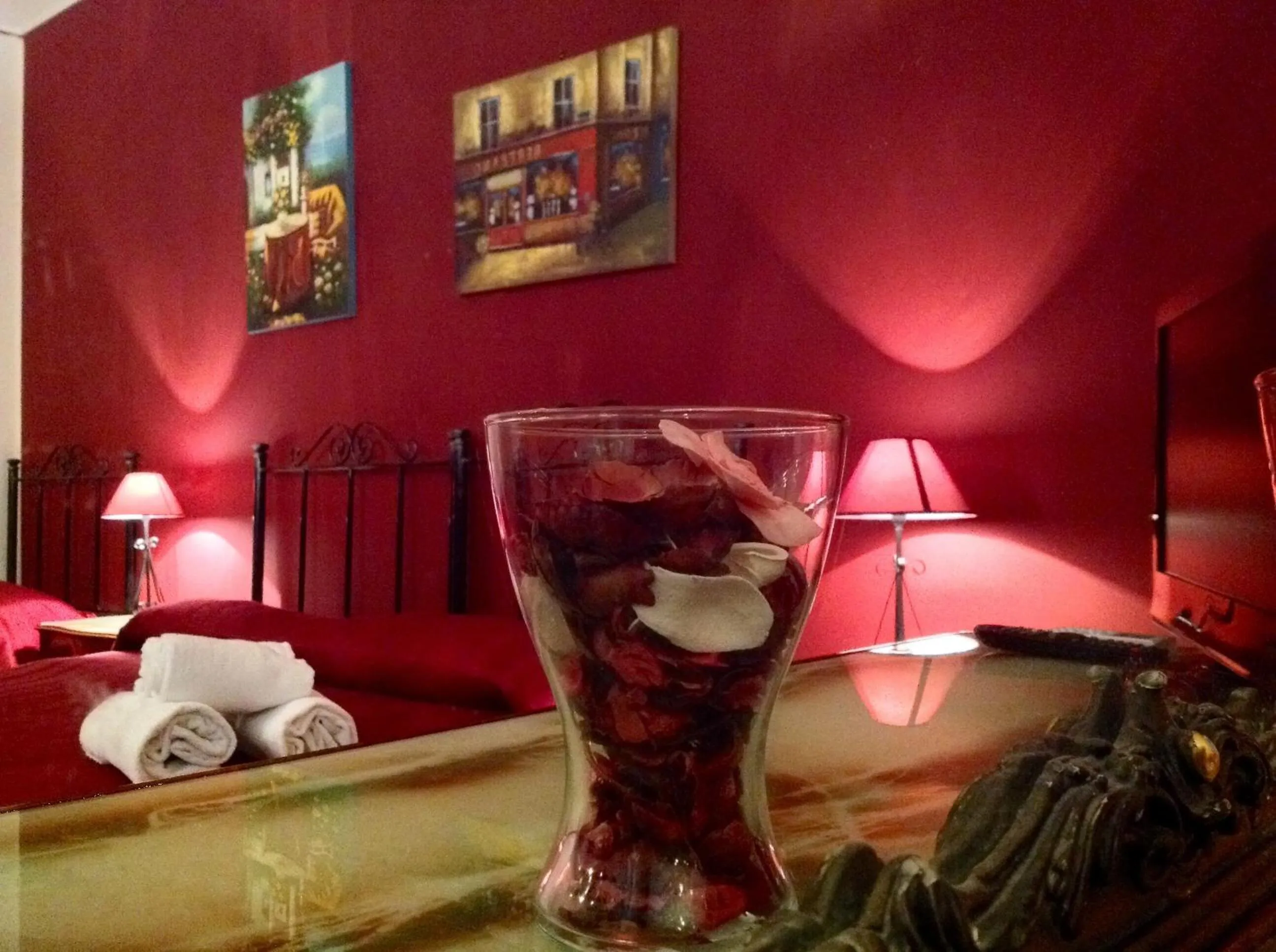 Decorative detail, Bed in Il Cavaliere