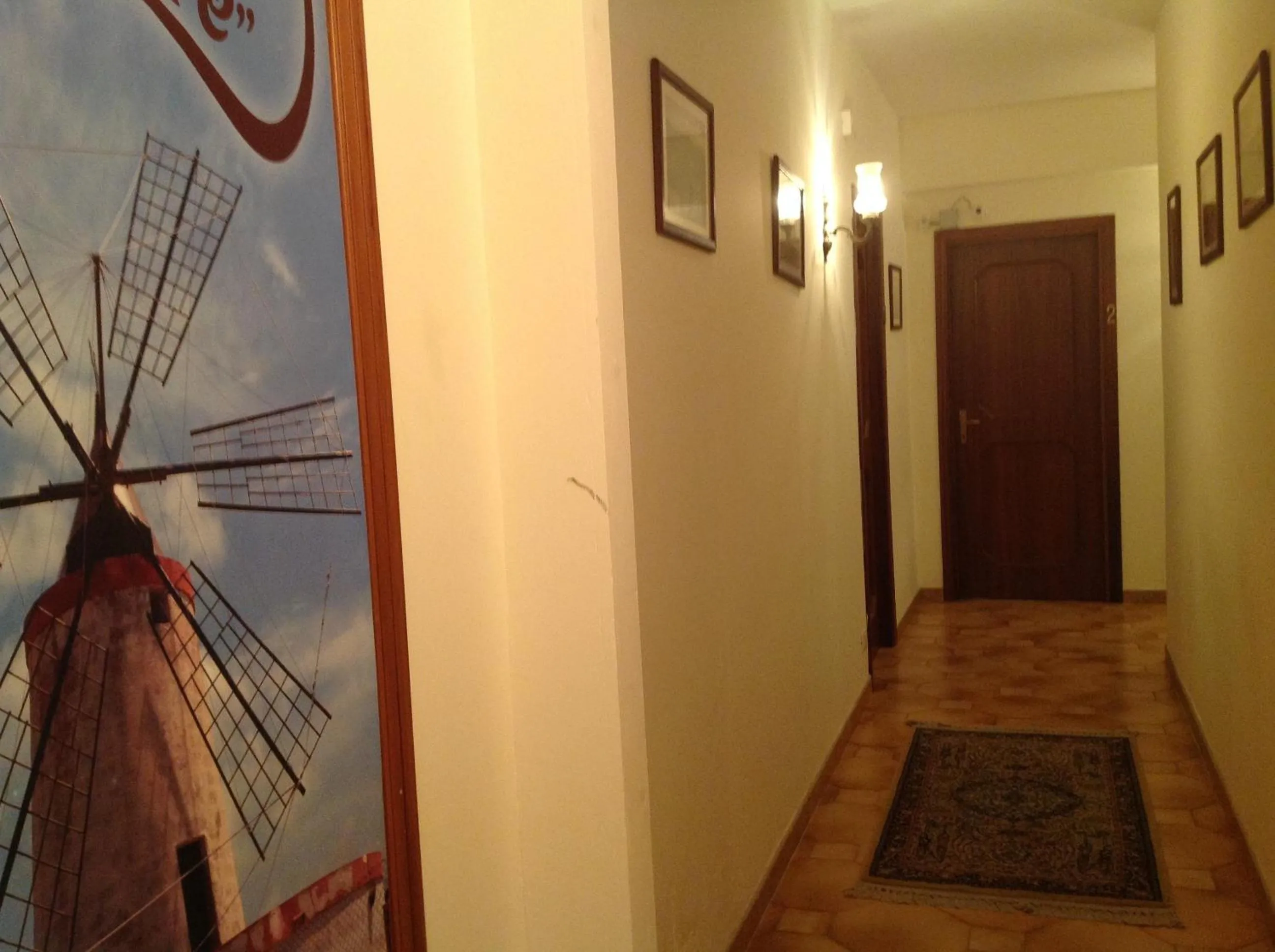 Decorative detail in Il Cavaliere