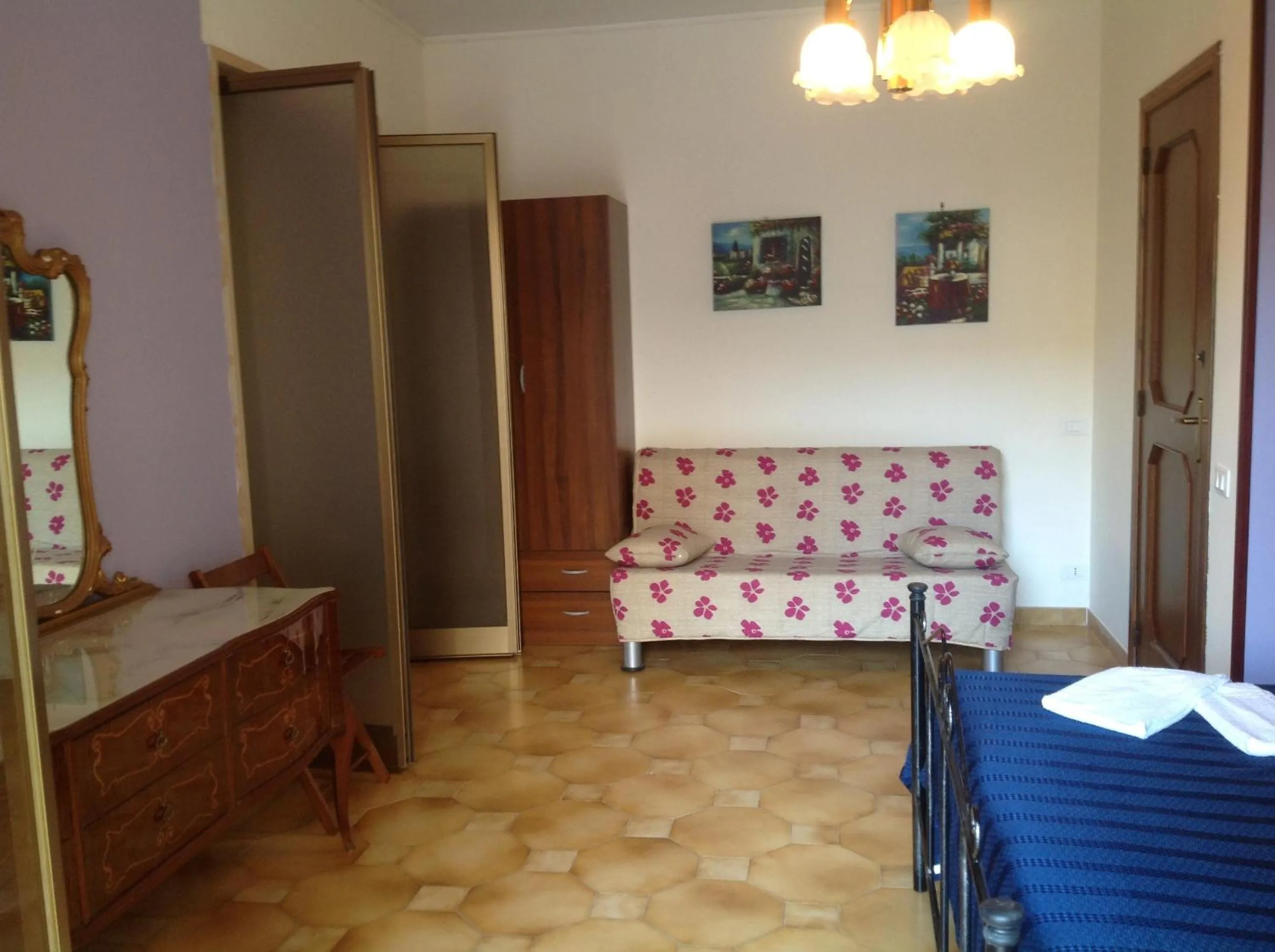 Seating area, Bed in Il Cavaliere