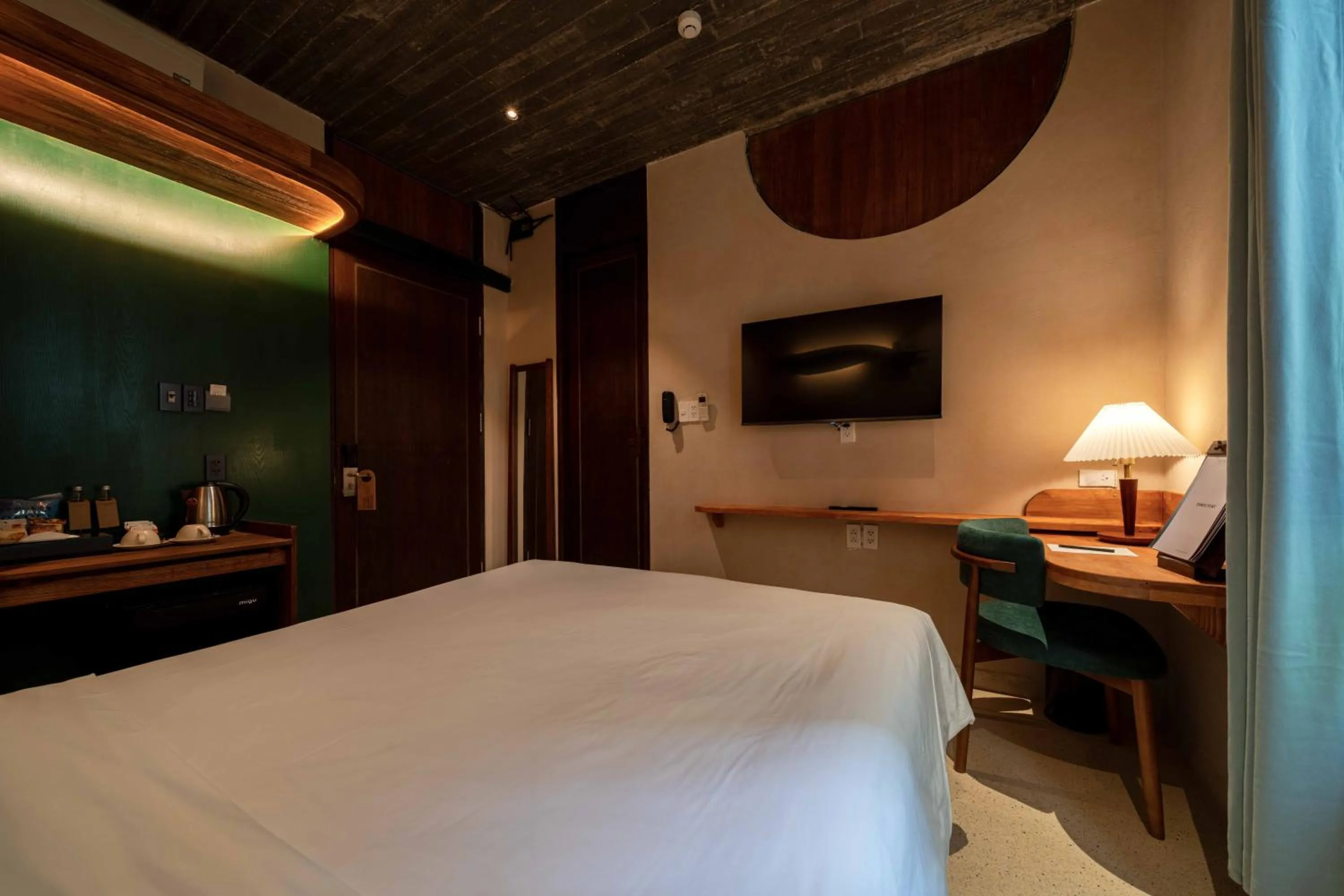 TV and multimedia, Bed in The Memory Danang Boutique