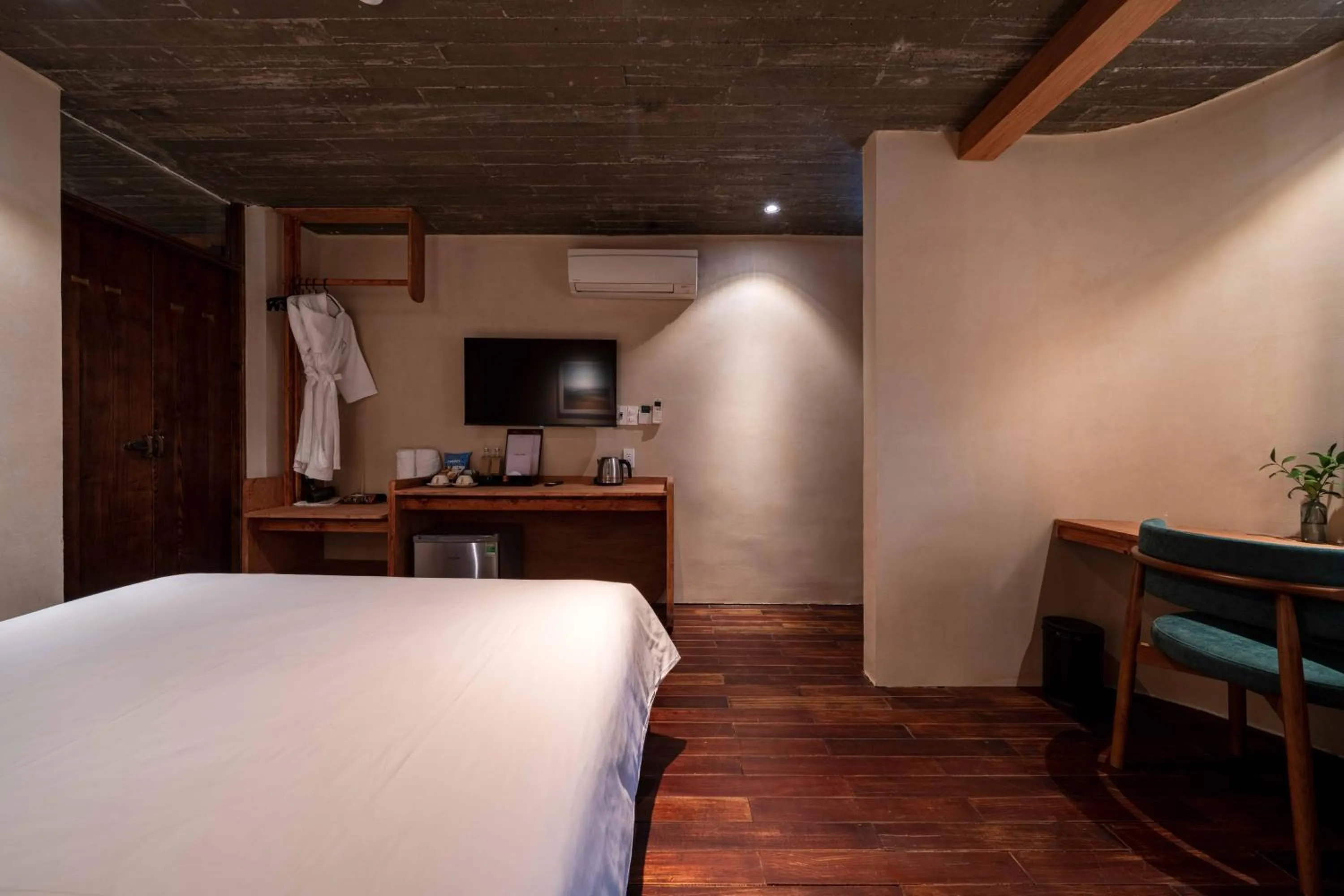 TV and multimedia, Bed in The Memory Danang Boutique