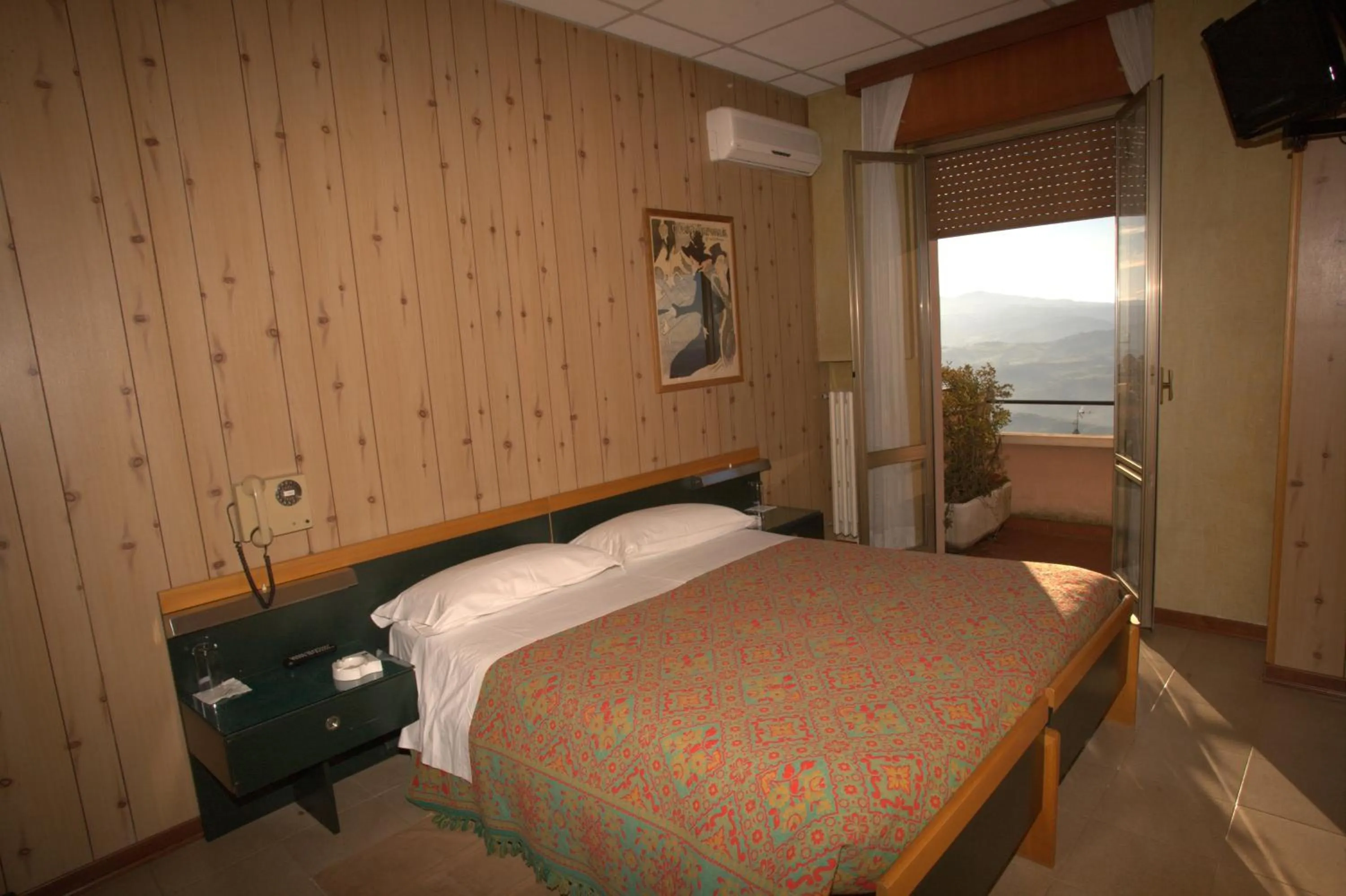 Bed in Hotel Quercia Antica