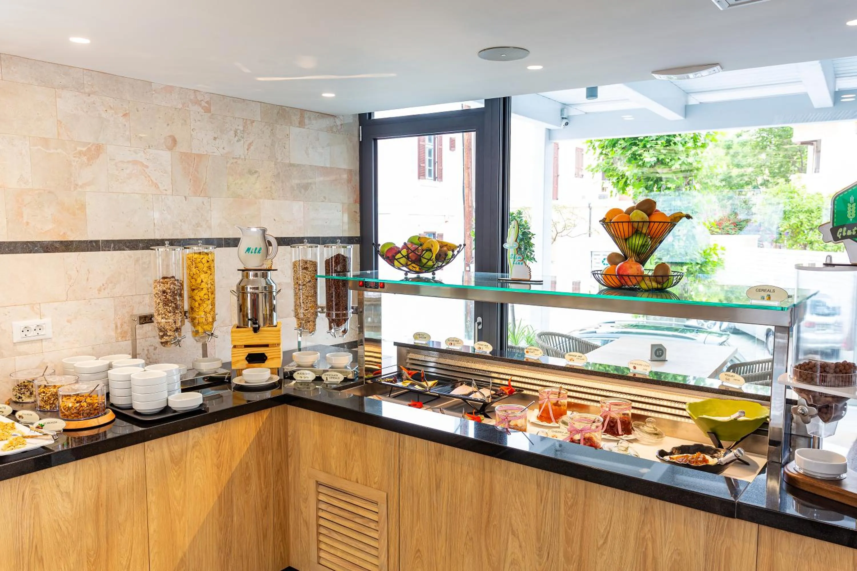 Breakfast in Rhodos Horizon City-Adults Only