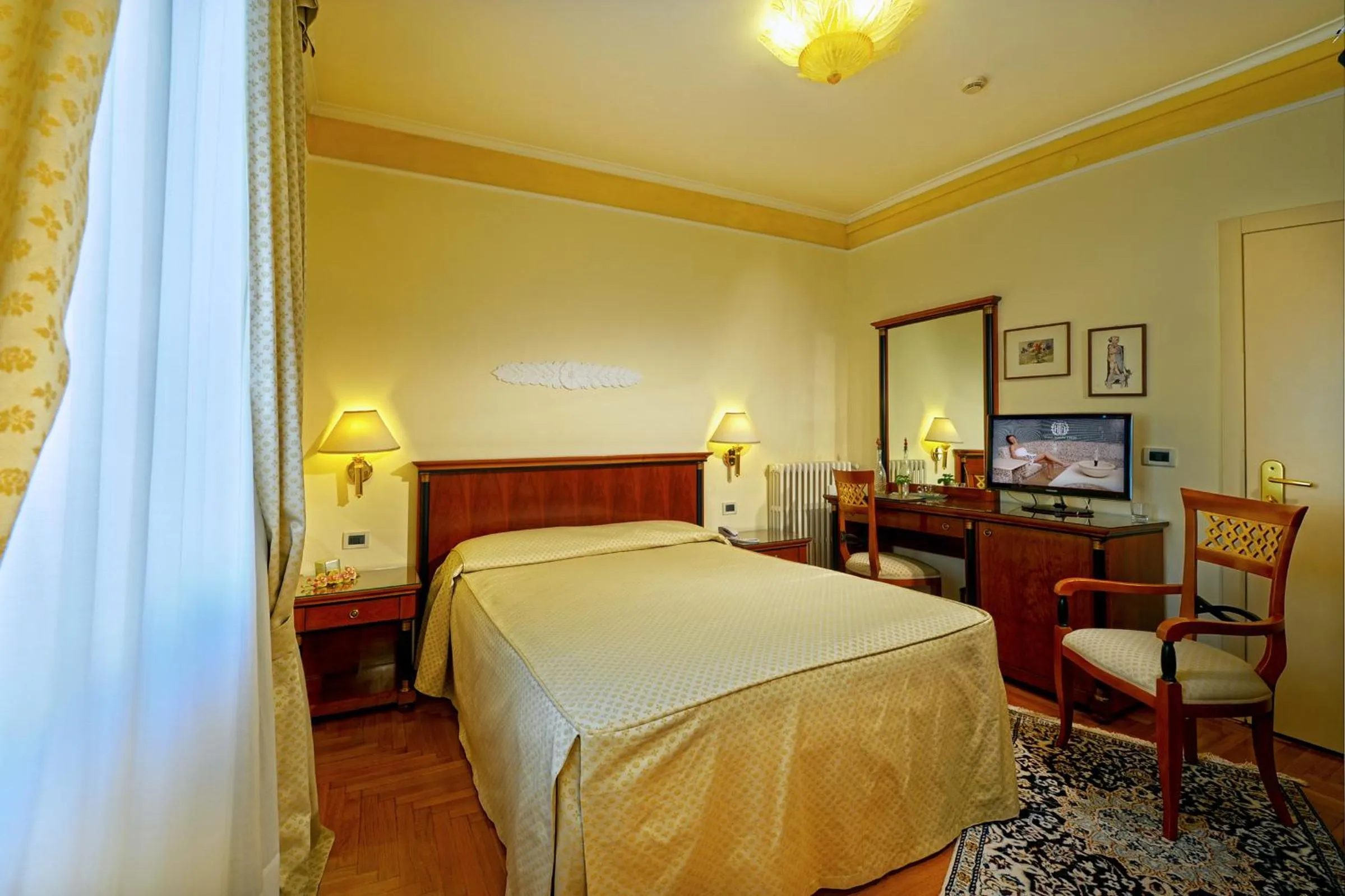 Bed in Hotel Aurora Terme