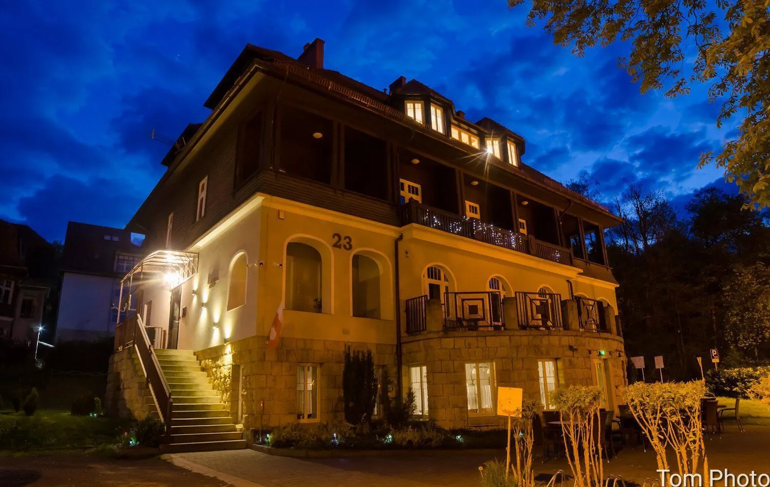 Property building in Villa Lessing