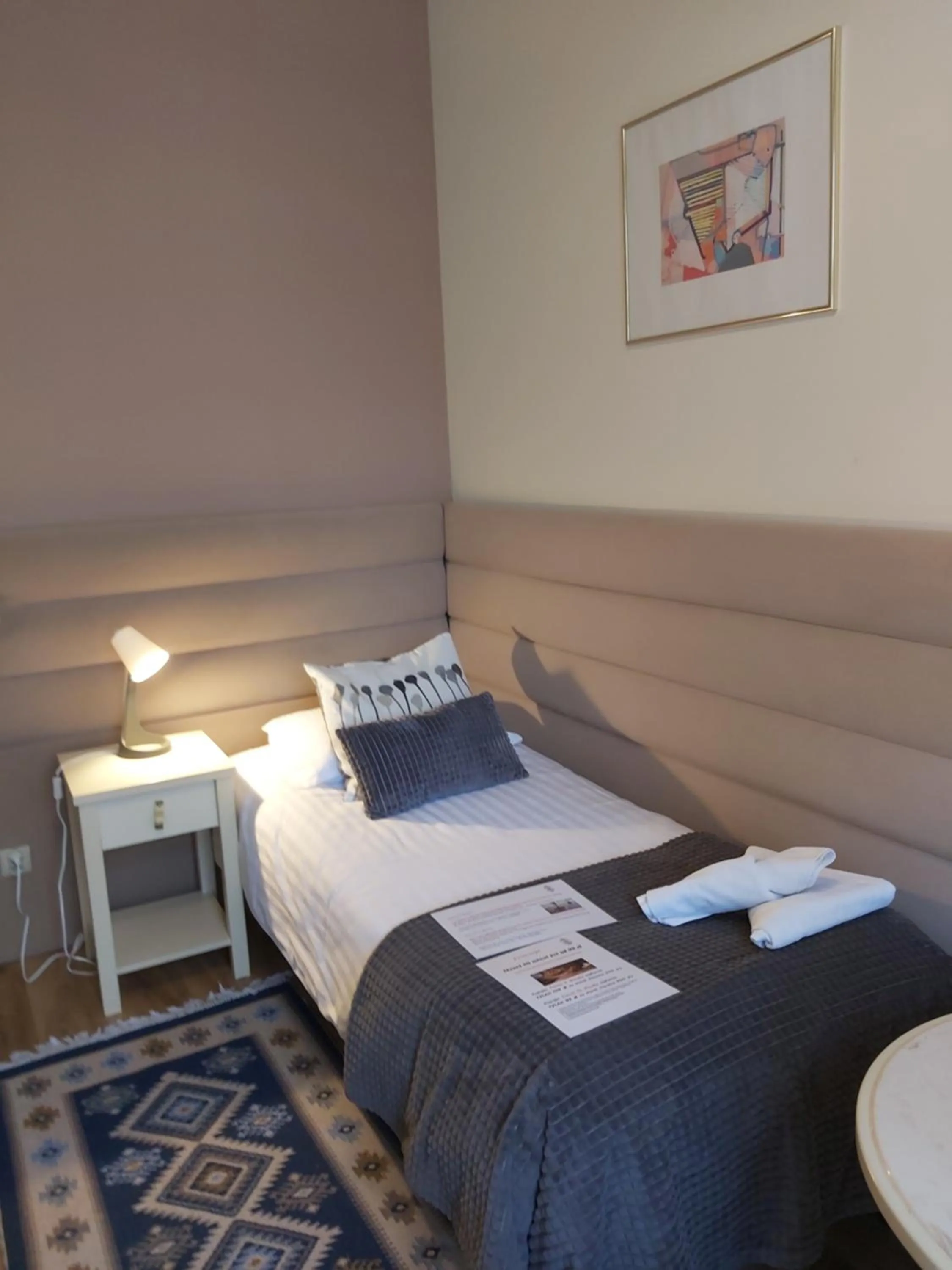 Property building, Bed in Villa Lessing