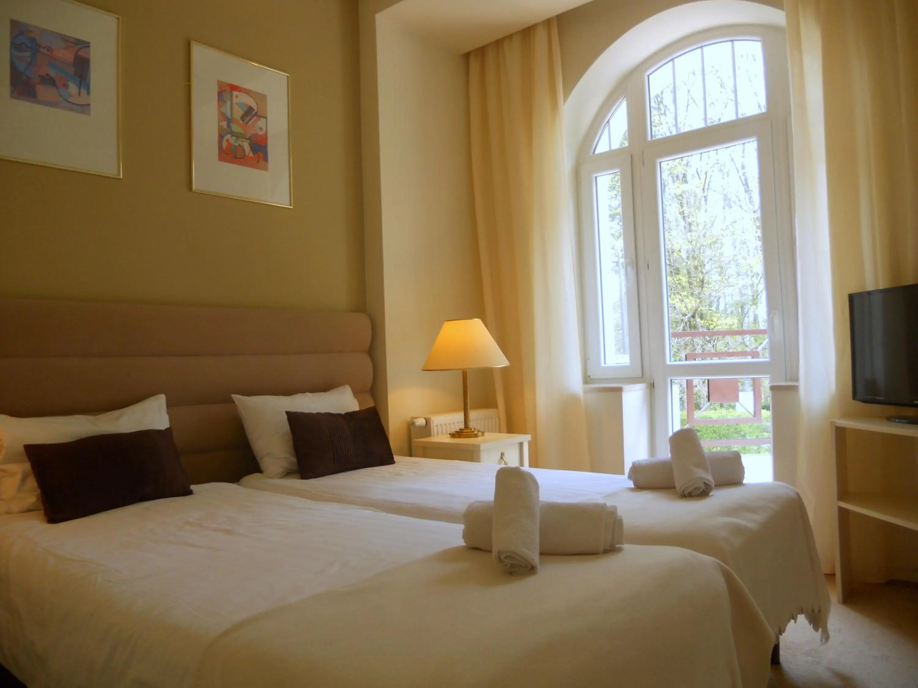 Bed in Villa Lessing