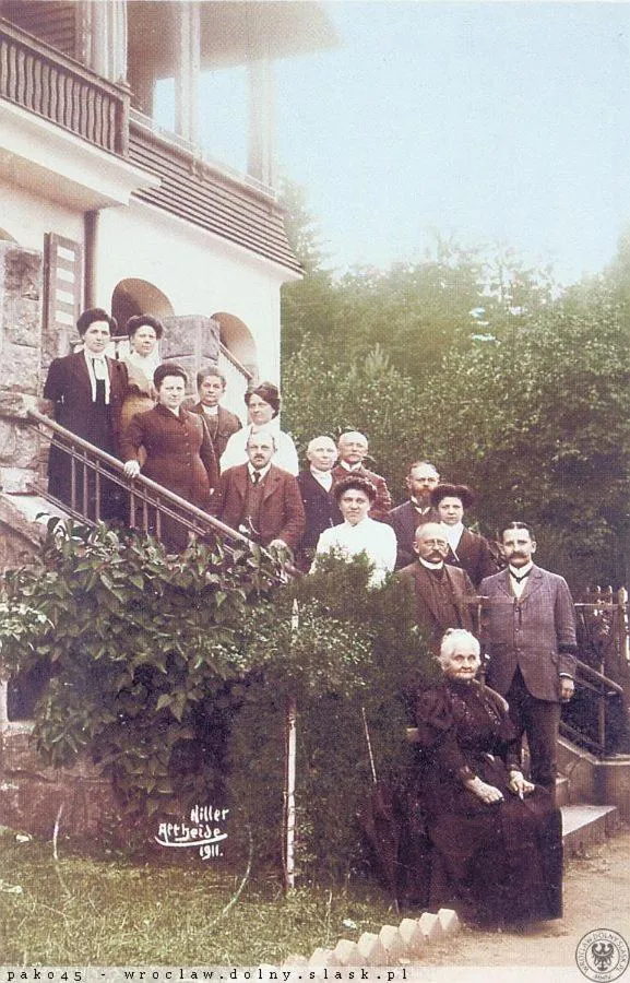 Property building in Villa Lessing