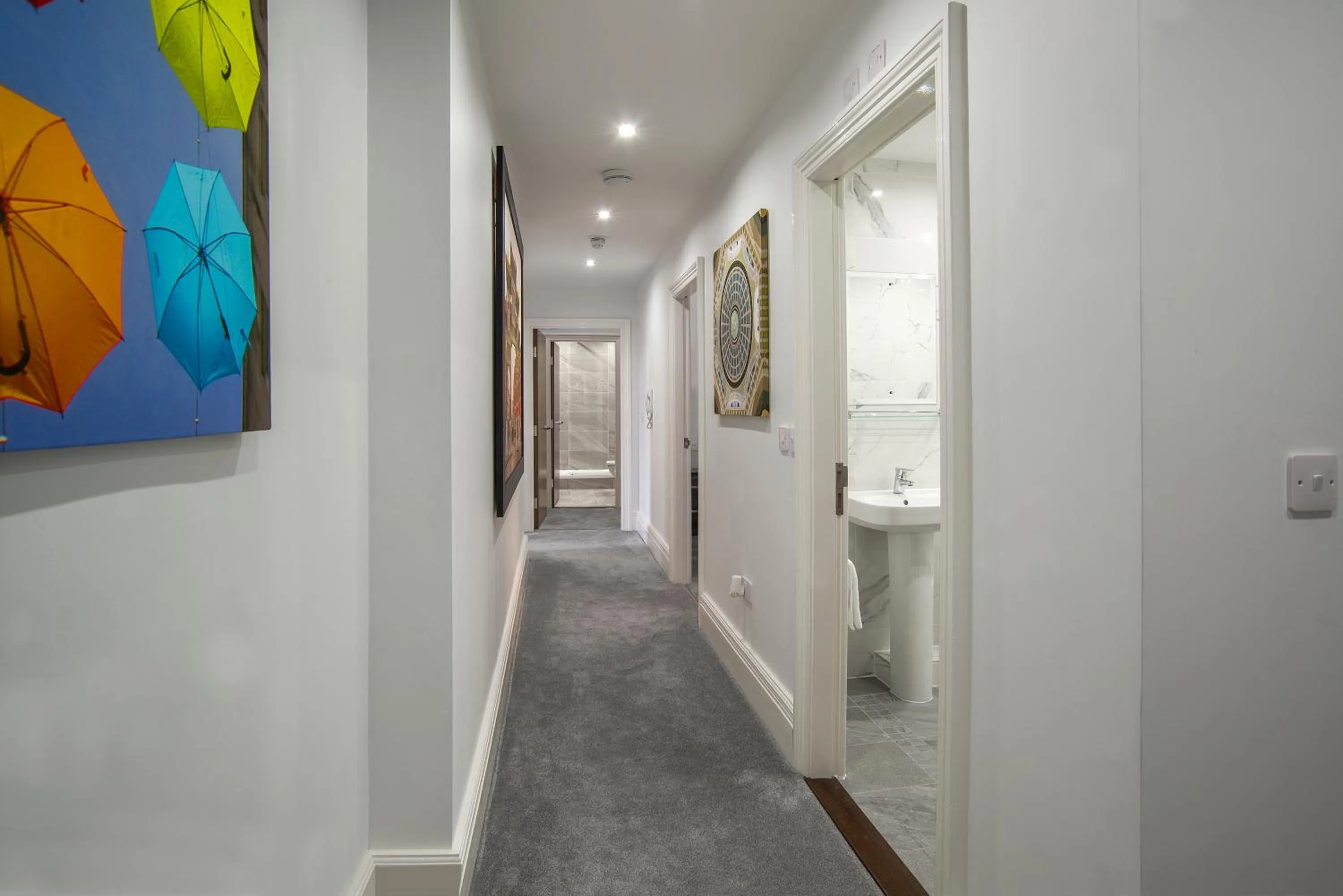 Area and facilities in The Castle Collection - 42 Castle Street