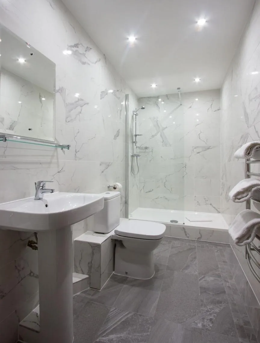 Shower in The Castle Collection - 42 Castle Street