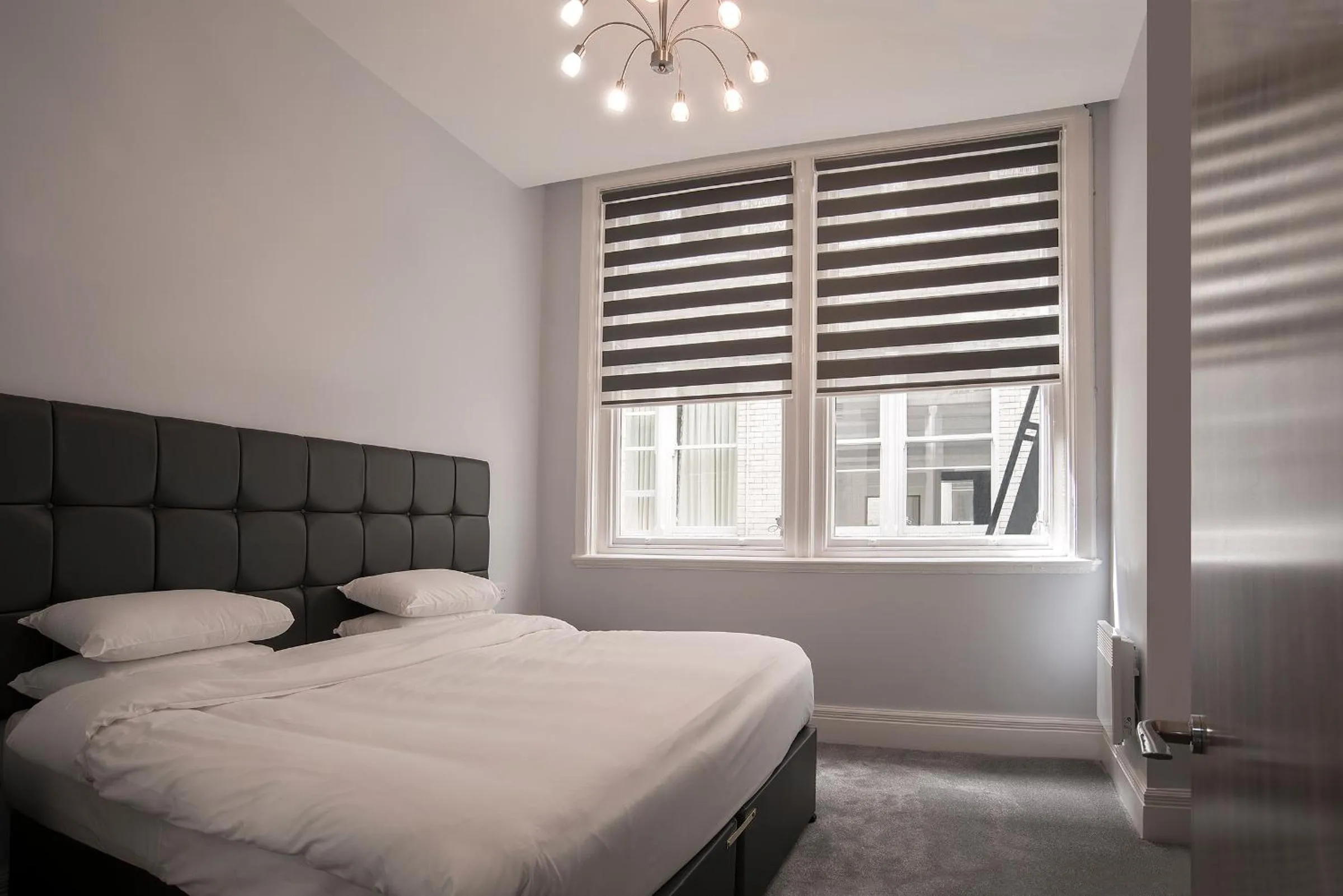 Bedroom, Bed in The Castle Collection - 42 Castle Street