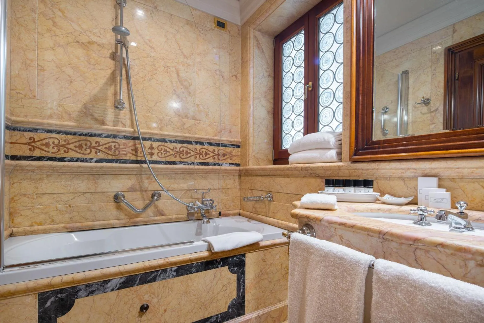 Bathroom in Bellevue Luxury Rooms - San Marco Luxury