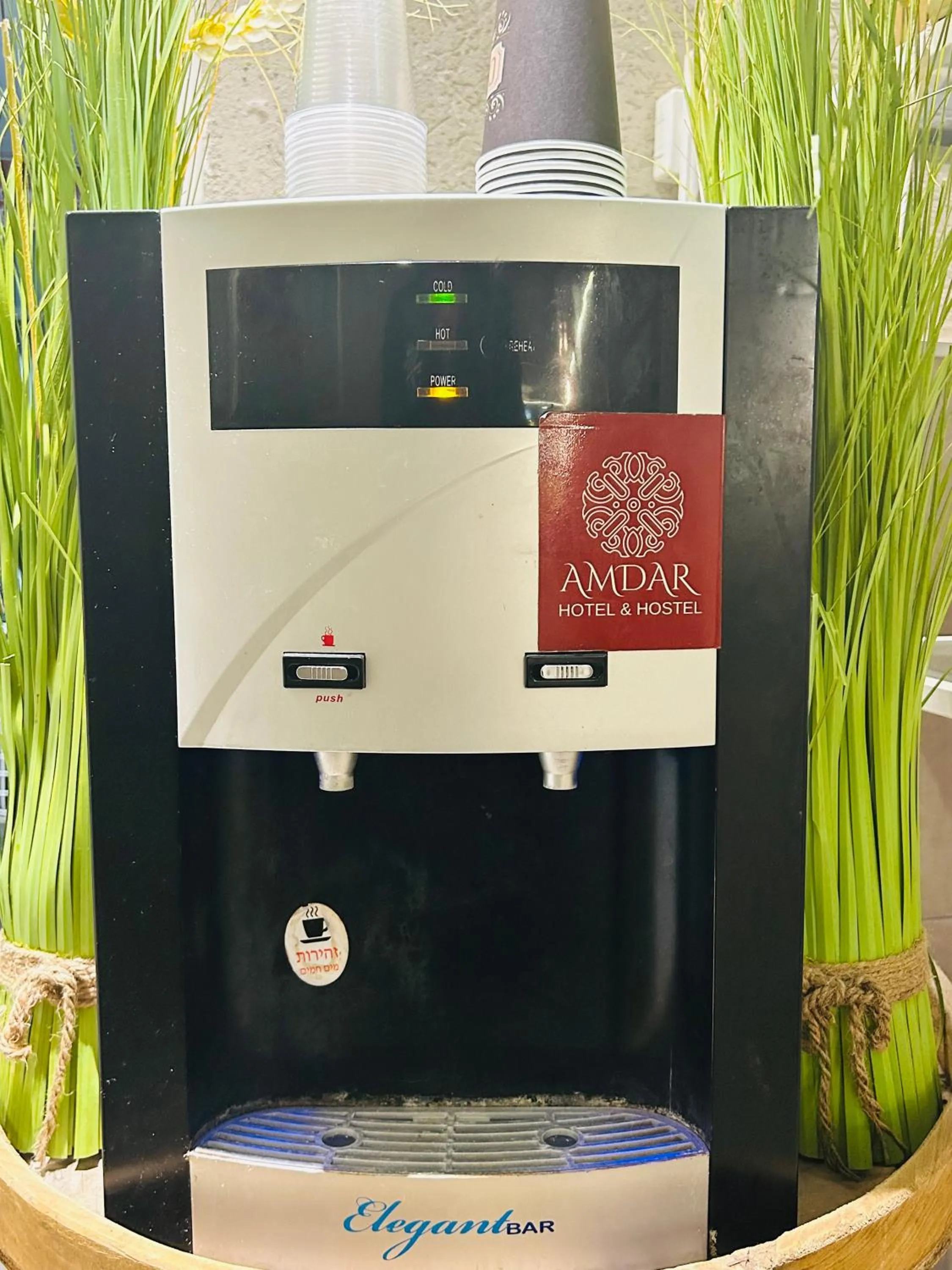 Drinks in Amdar boutique