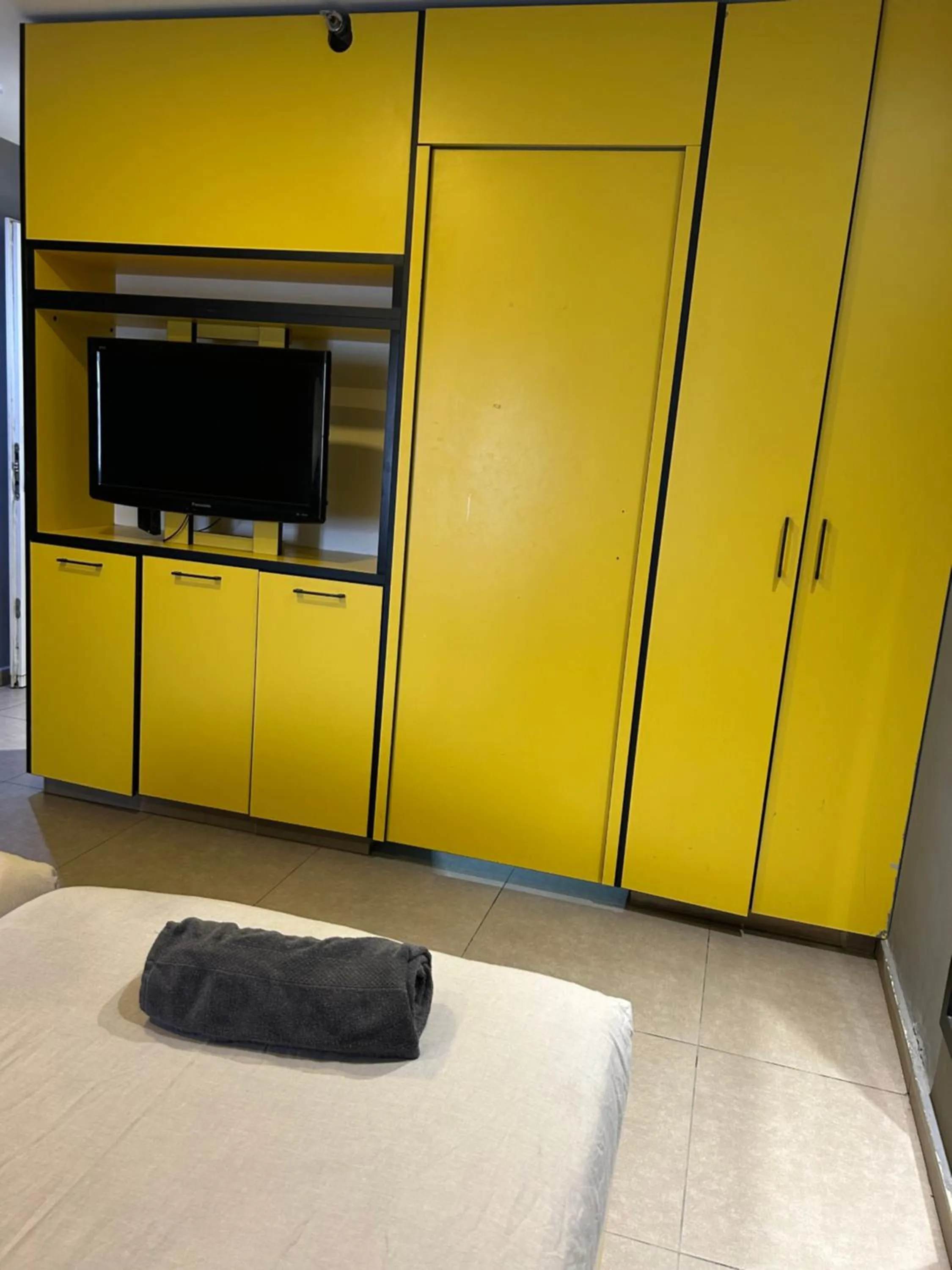 wardrobe, Bed in Amdar boutique