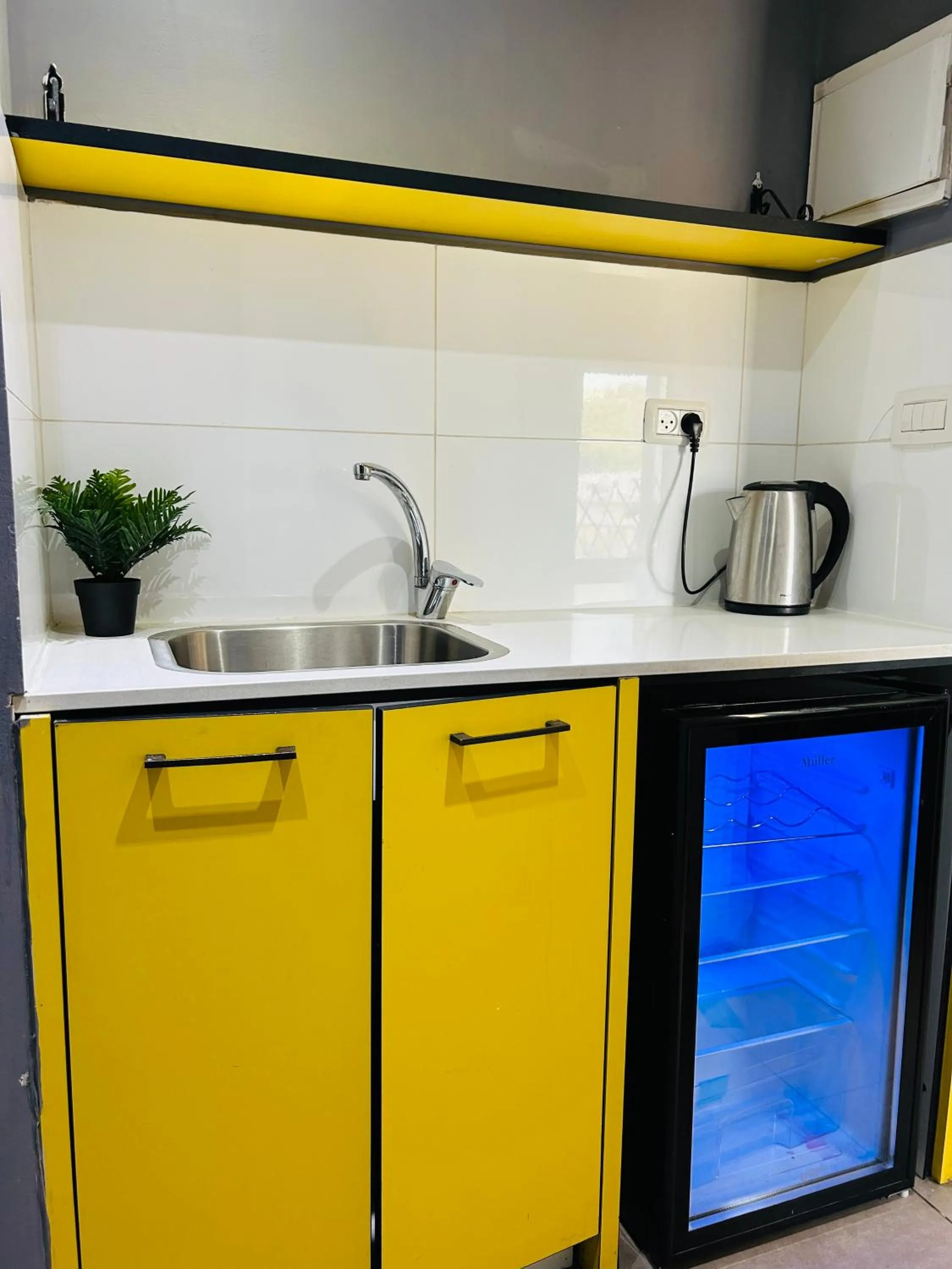 Kitchen or kitchenette in Amdar boutique