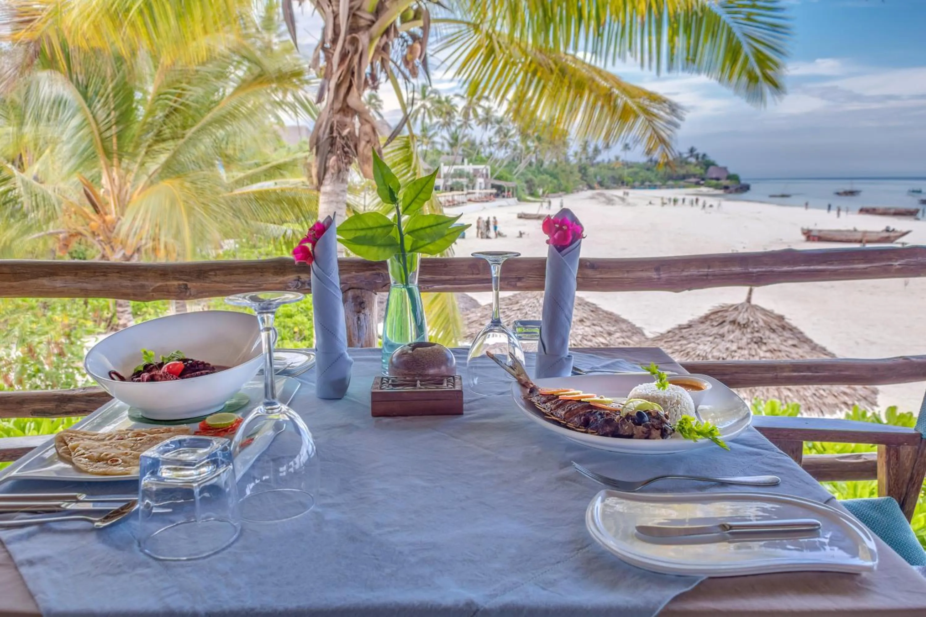 Restaurant/places to eat in SeVi Boutique Hotel