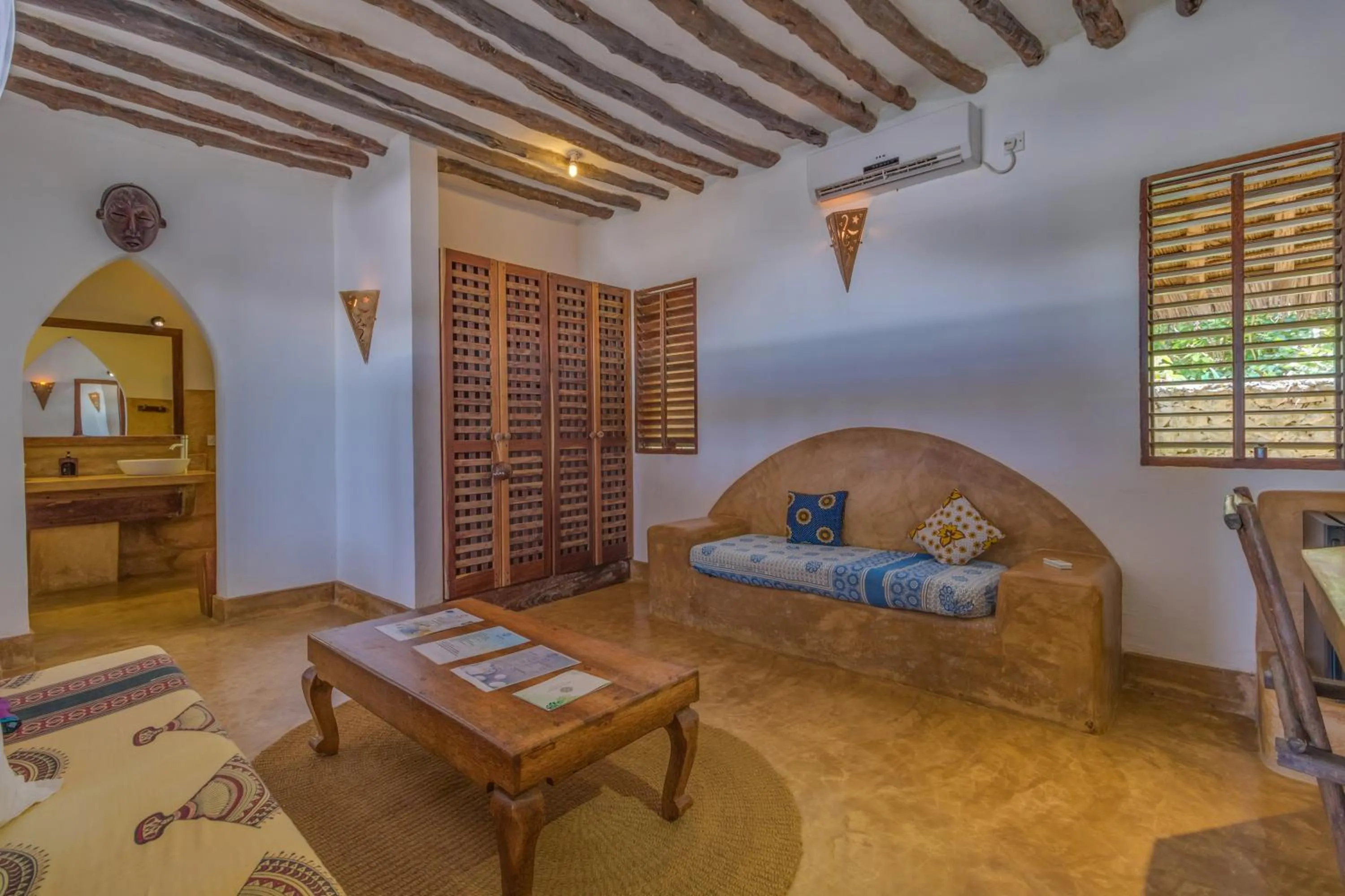 Seating area, Bed in SeVi Boutique Hotel