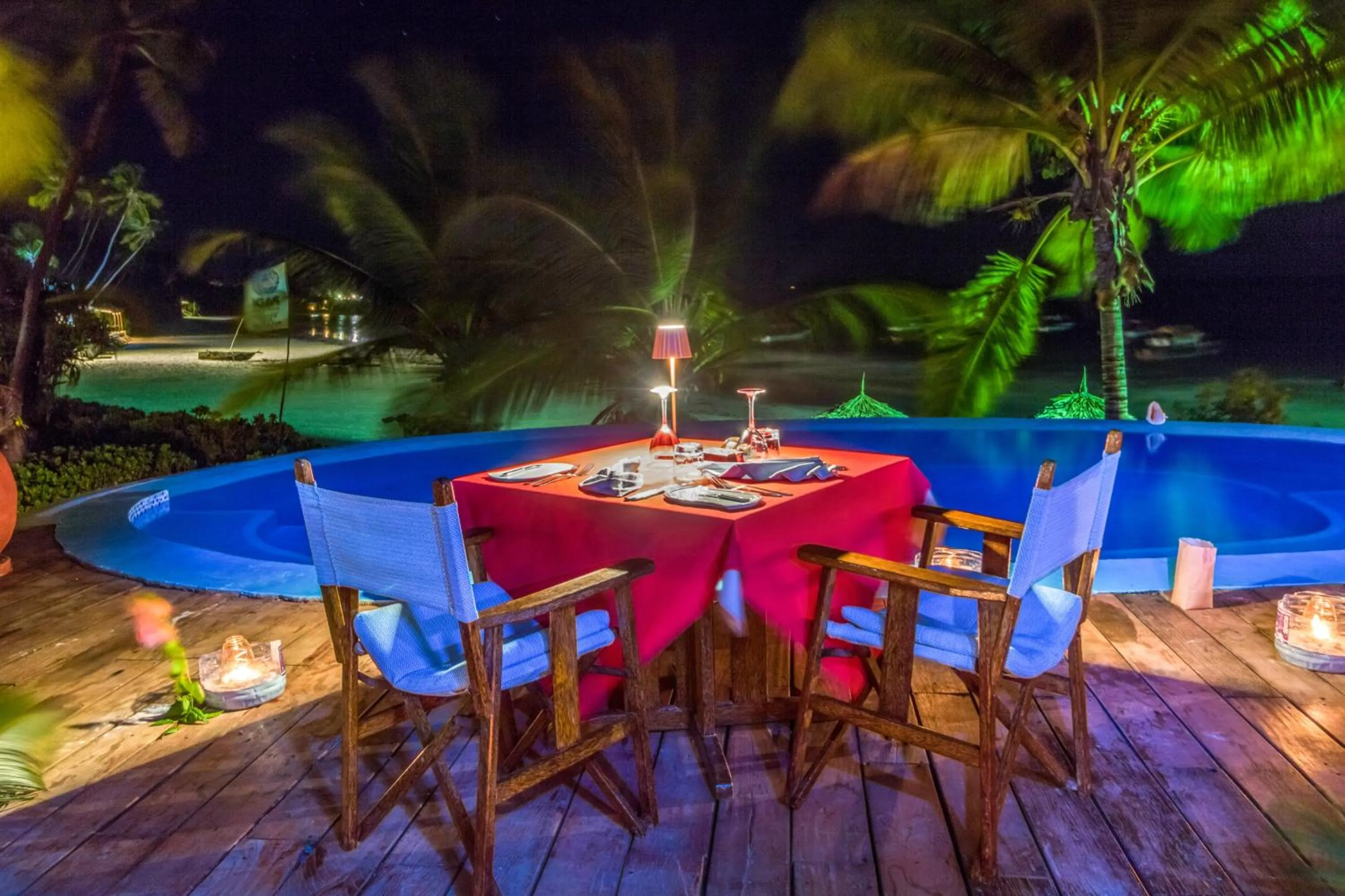 Restaurant/places to eat in SeVi Boutique Hotel