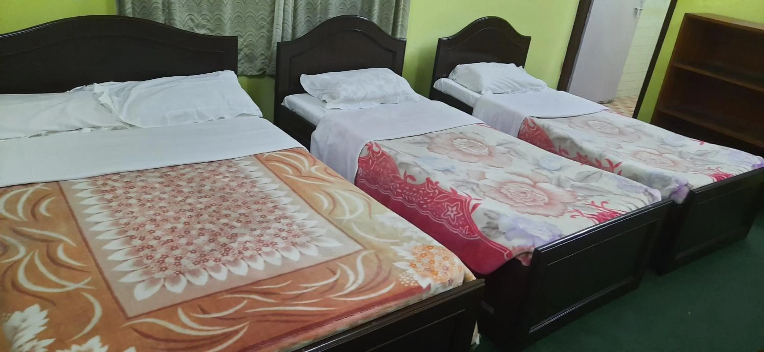 Bed in New Pokhara Lodge - Pokhara Lakeside