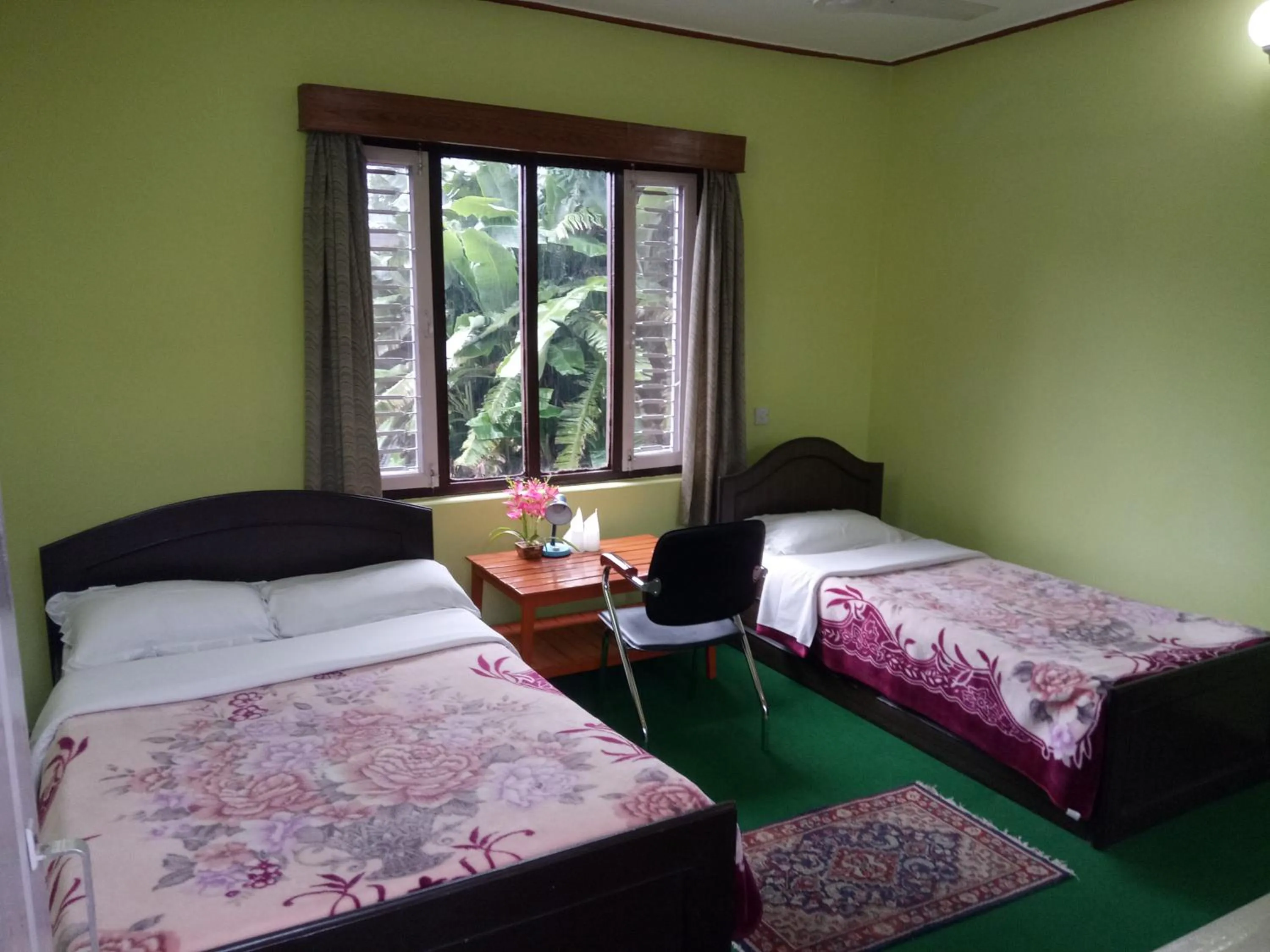 Bed in New Pokhara Lodge - Pokhara Lakeside