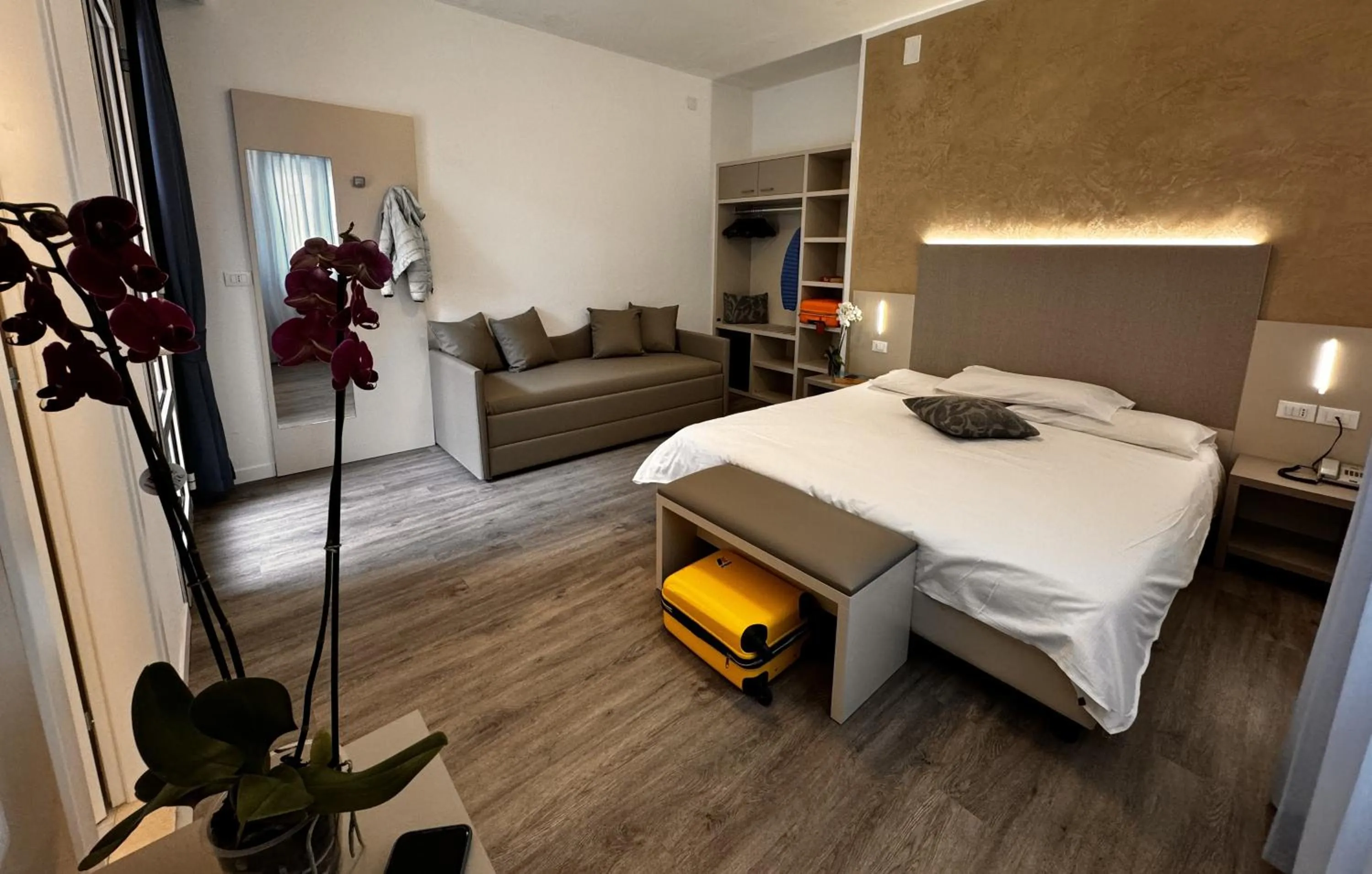 Bedroom in Hotel Etna