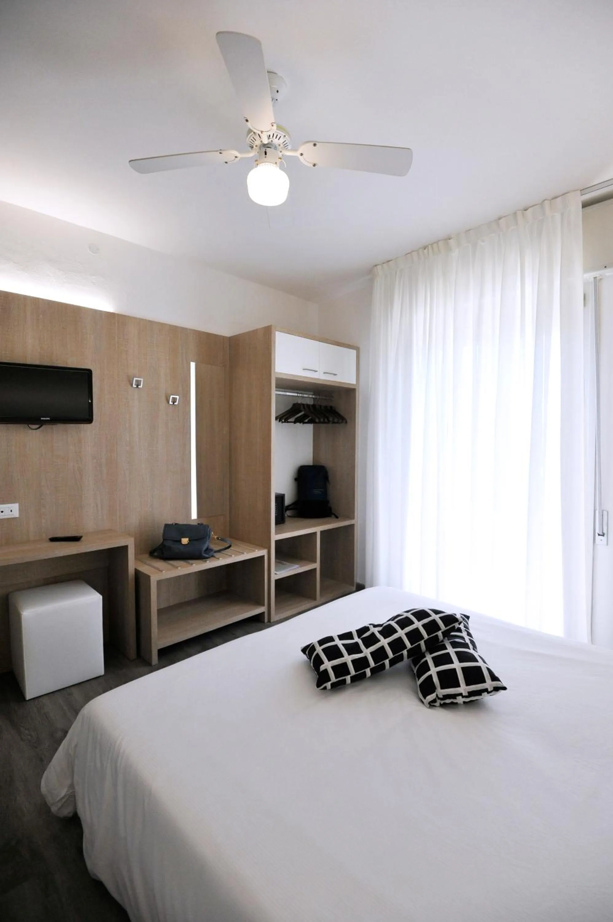 Bedroom in Hotel Etna