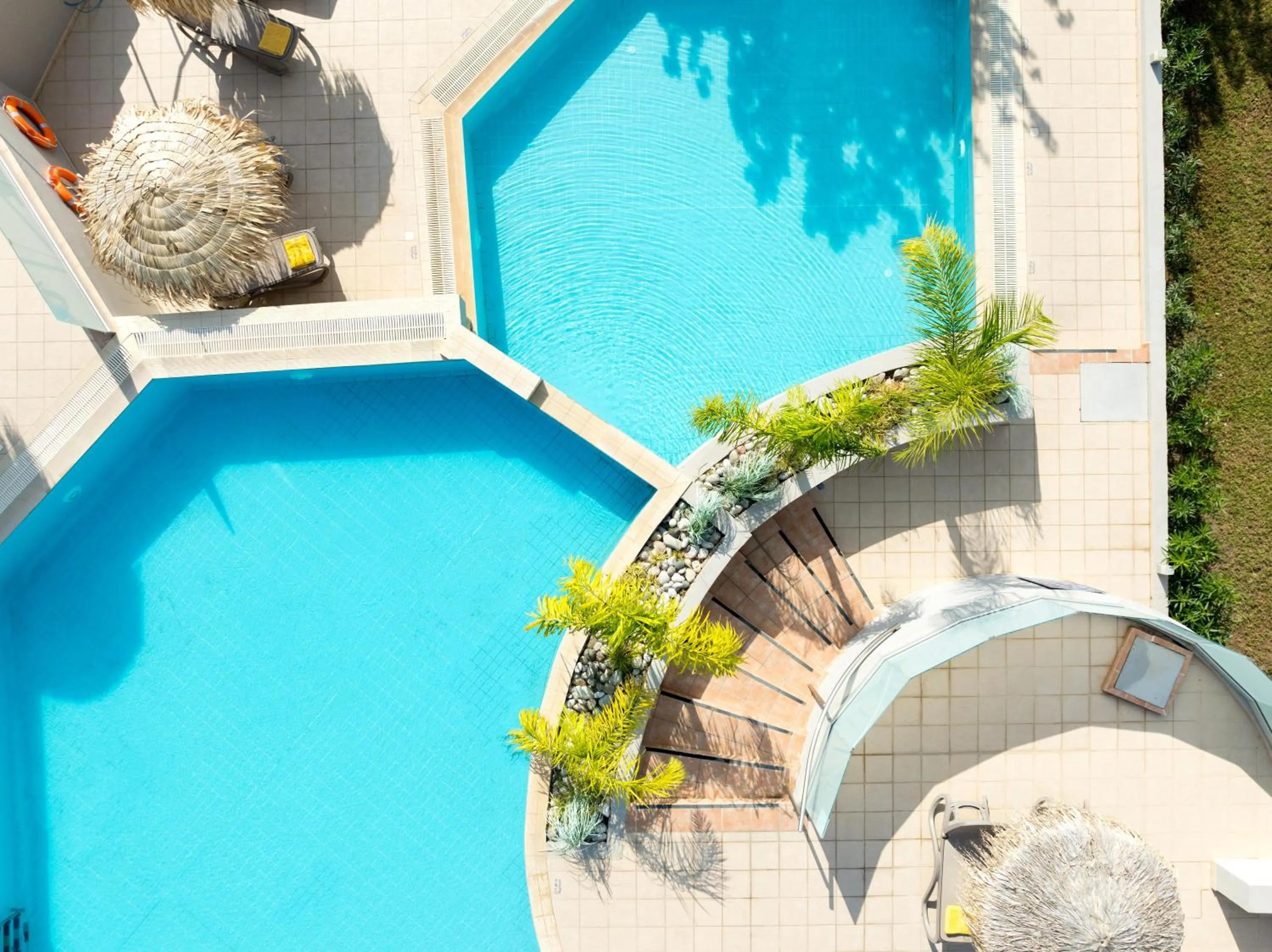 Swimming pool in Lindos Breeze Beach Hotel
