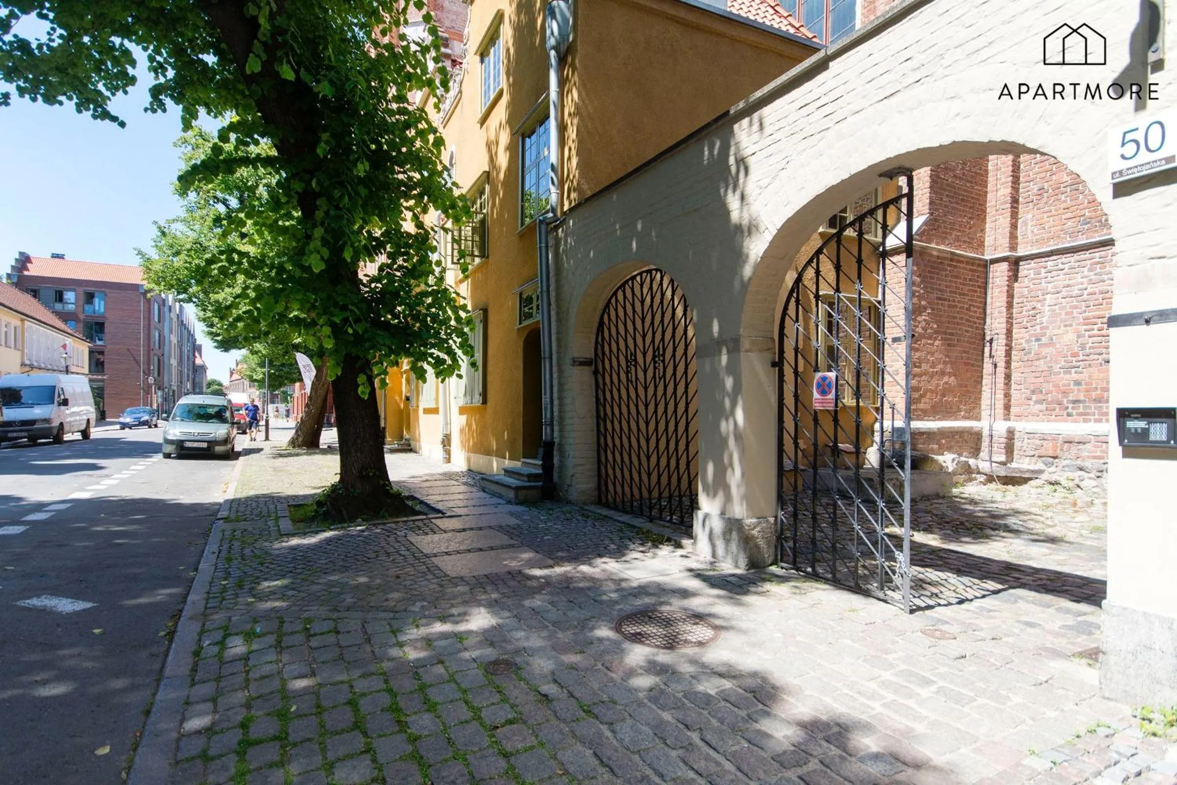 Property building in Old Town by Apartmore