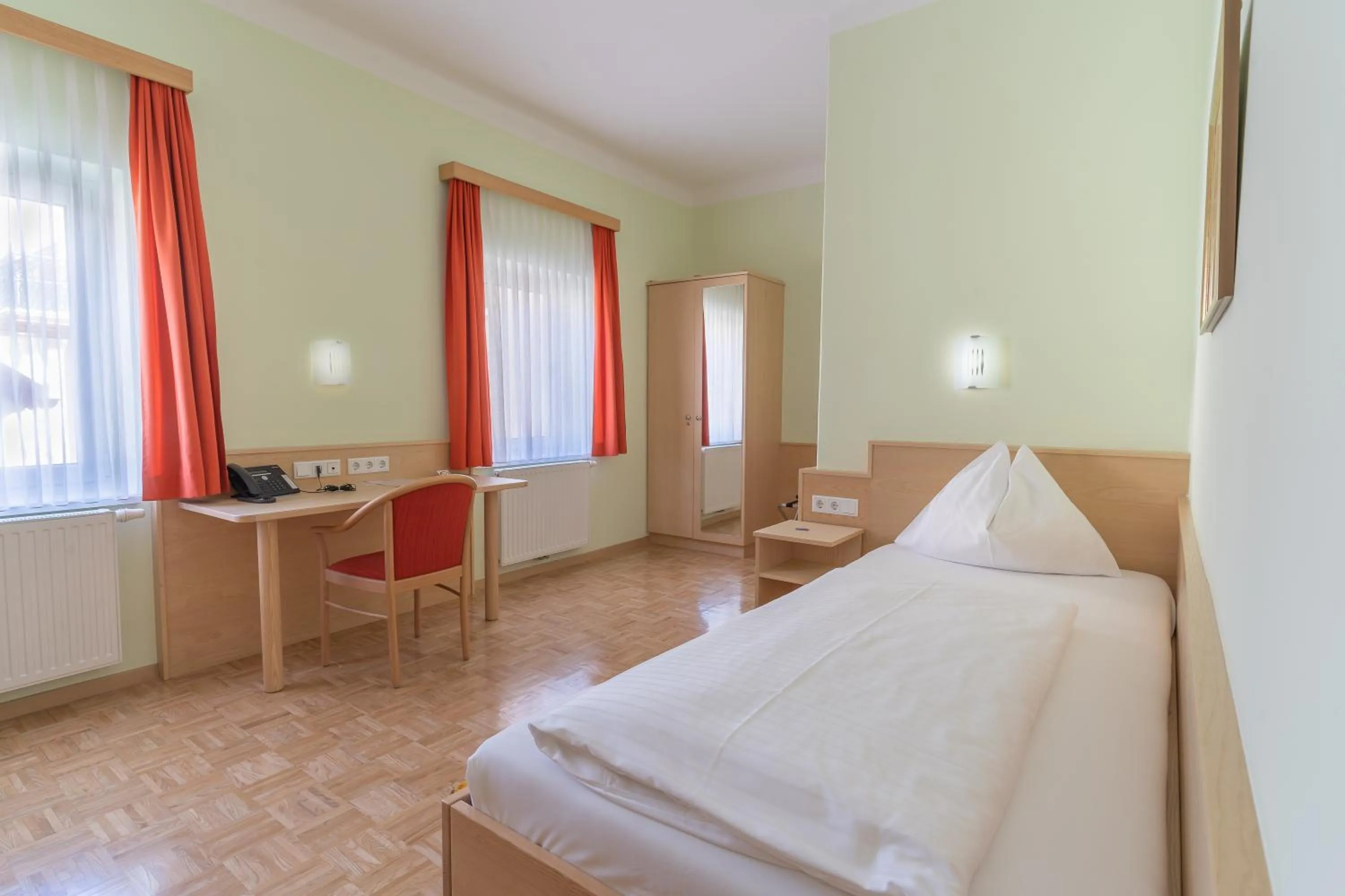 Bed in Hotel Kindler 2,0 Self-Check-In