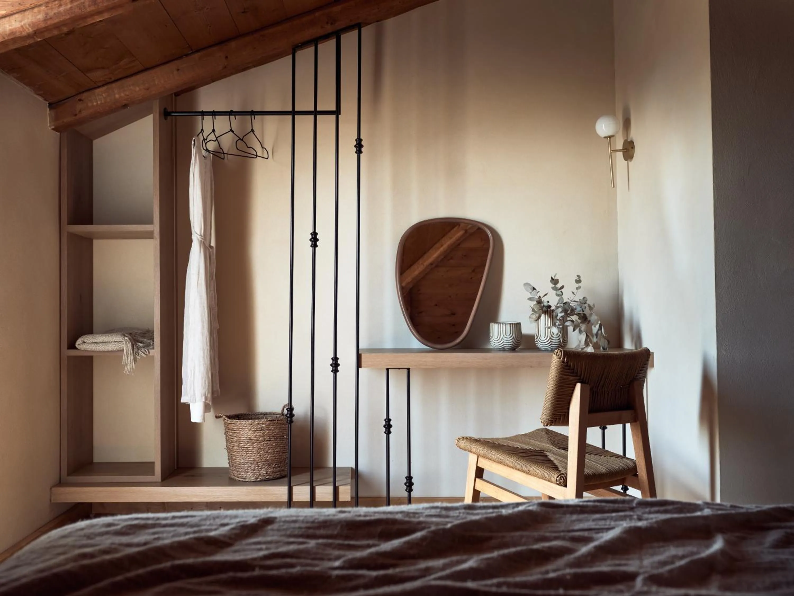 Bedroom, Bed in Leeda's Village