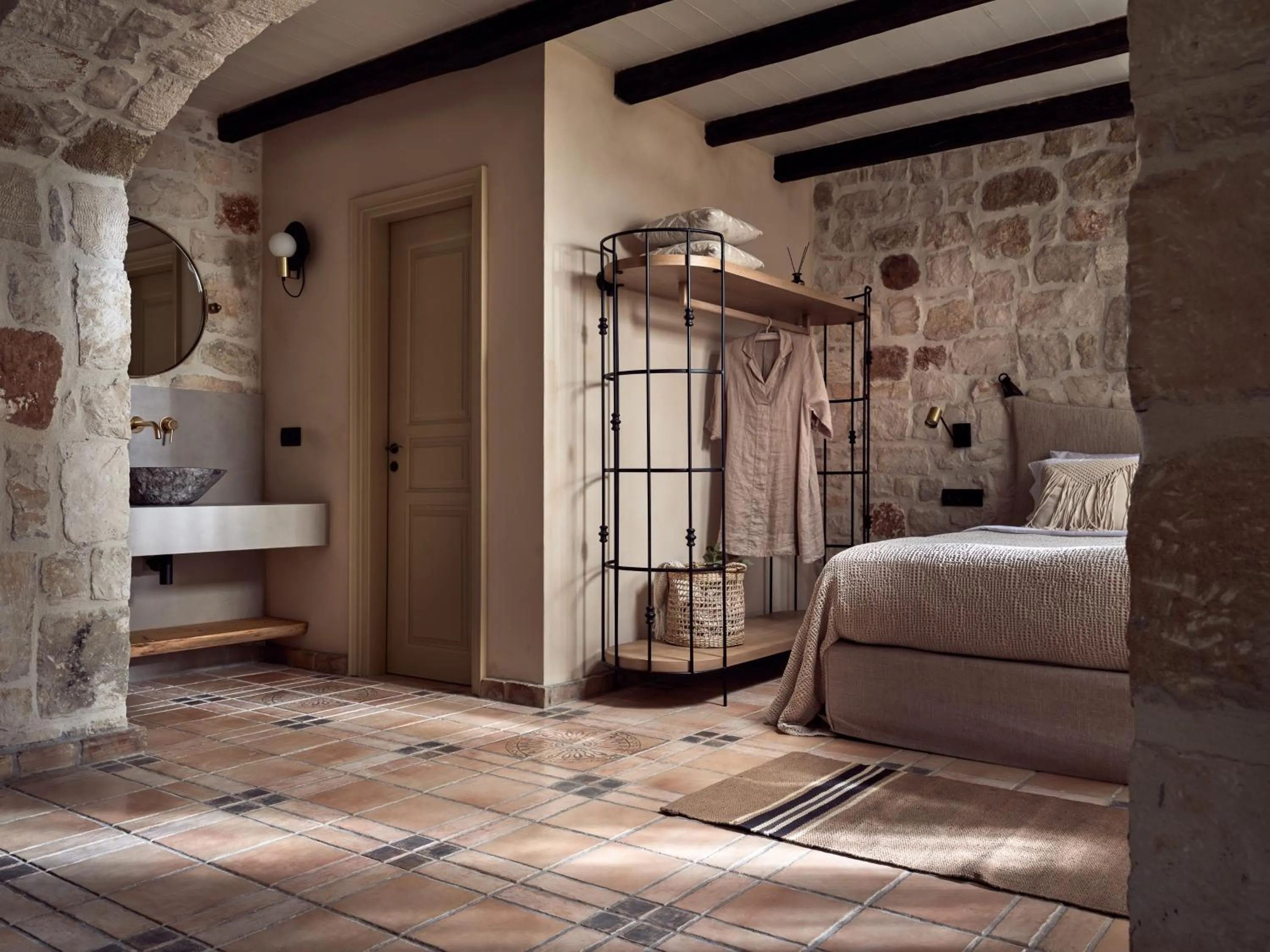 Bedroom, Bed in Leeda's Village