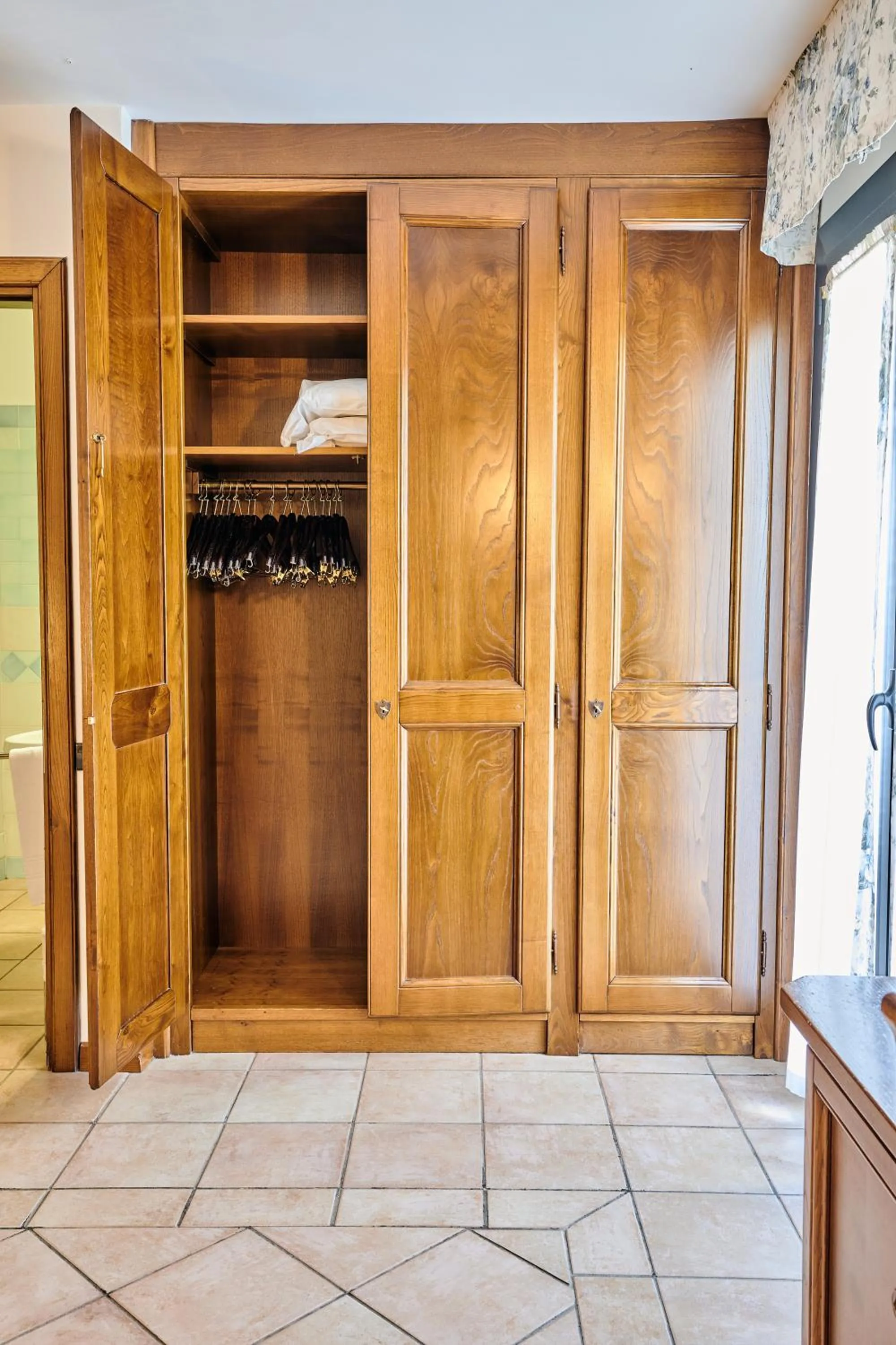 Double or Twin Room with Mountain View in Hotel Pizzalto