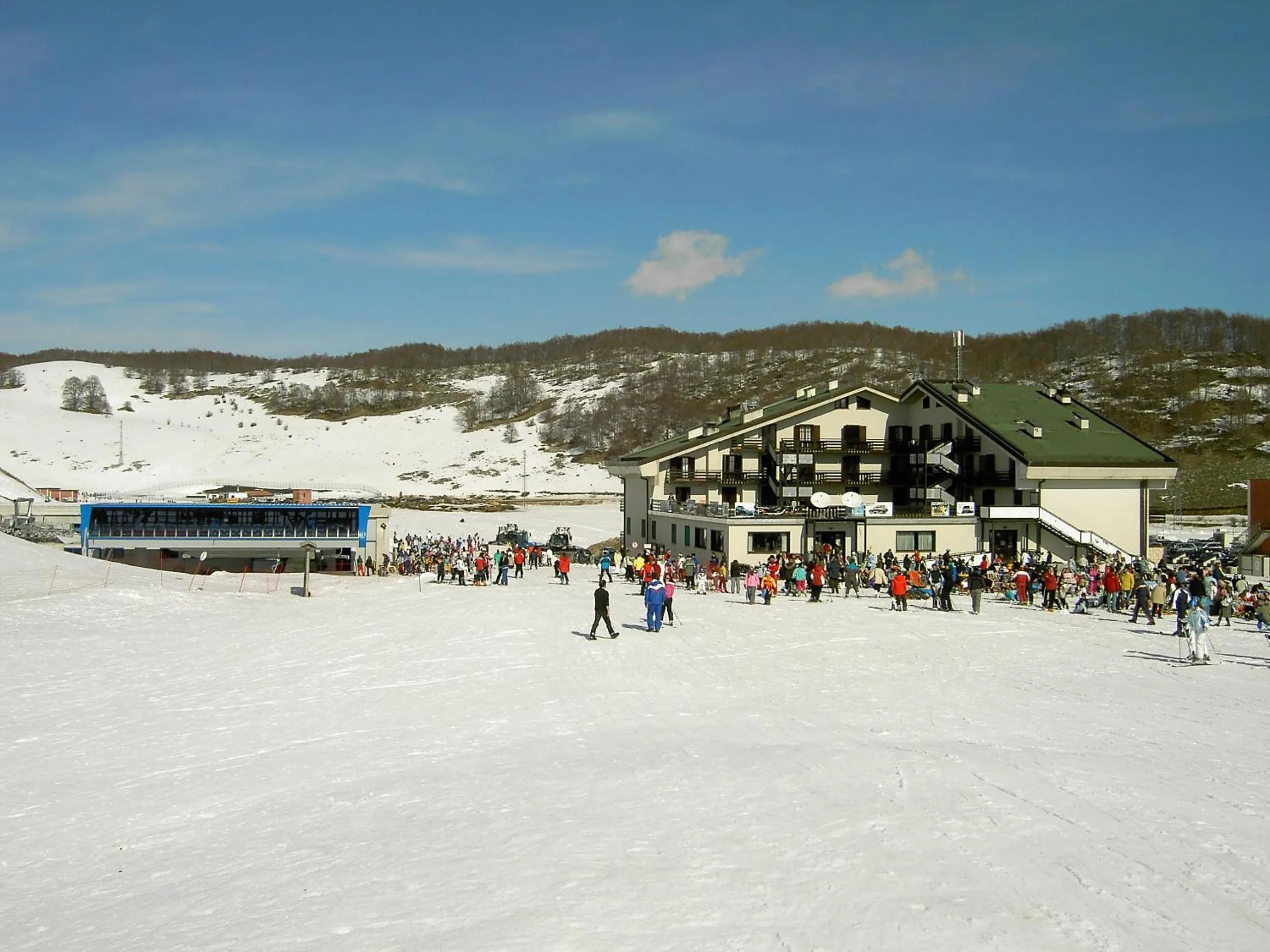 Property building in Hotel Pizzalto