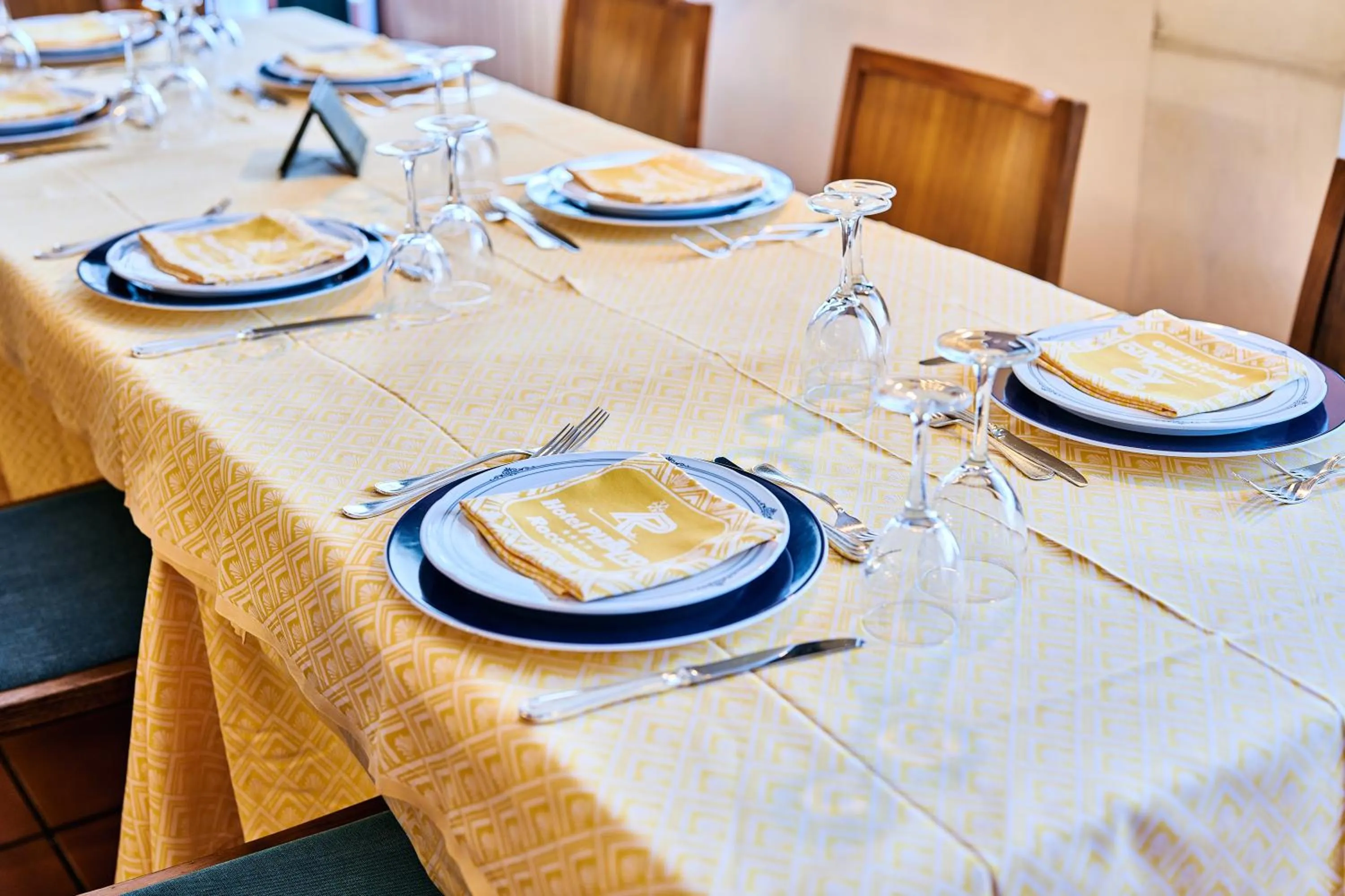 Food and drinks in Hotel Pizzalto