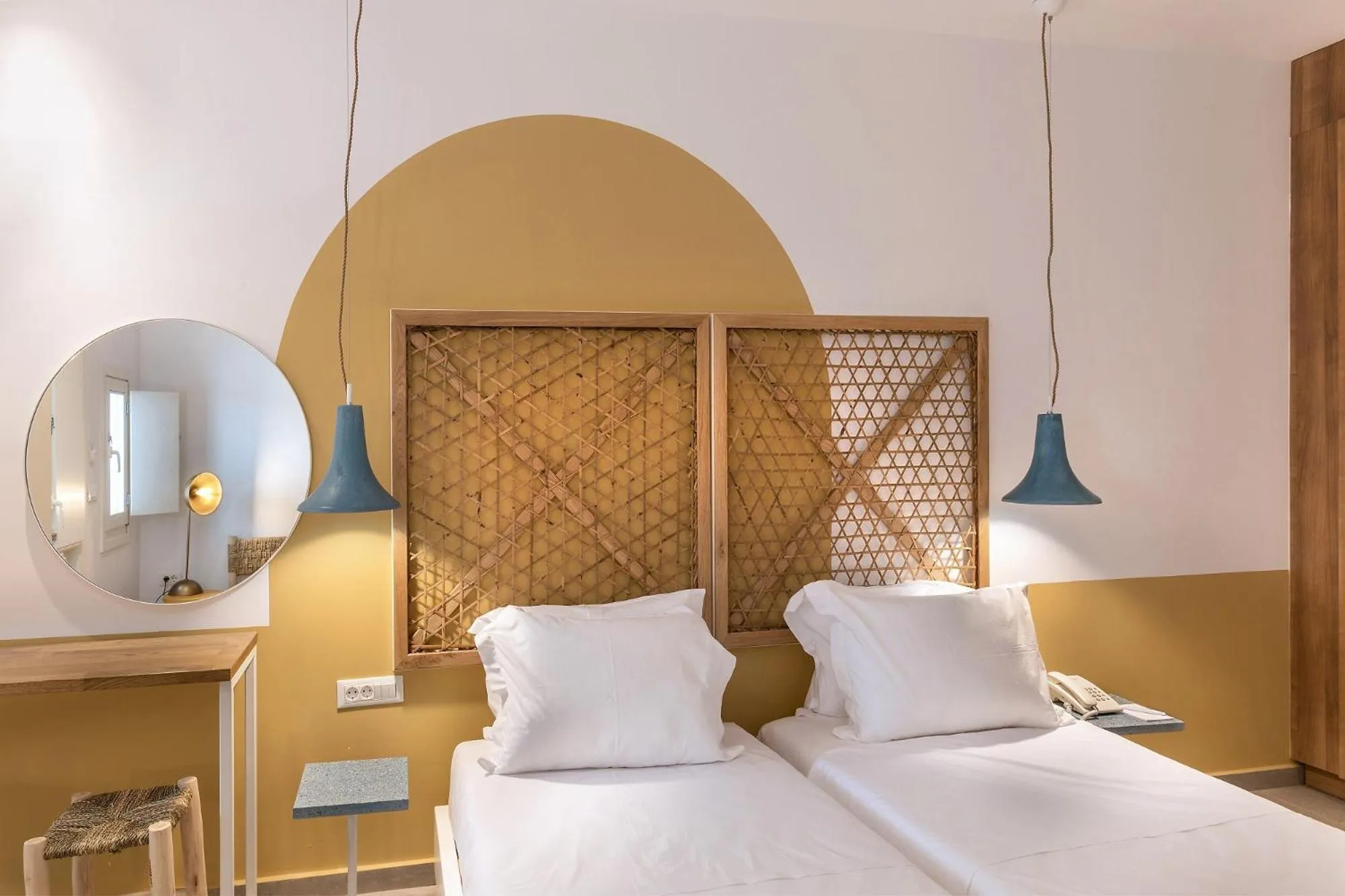 Bedroom, Bed in Secret View Hotel