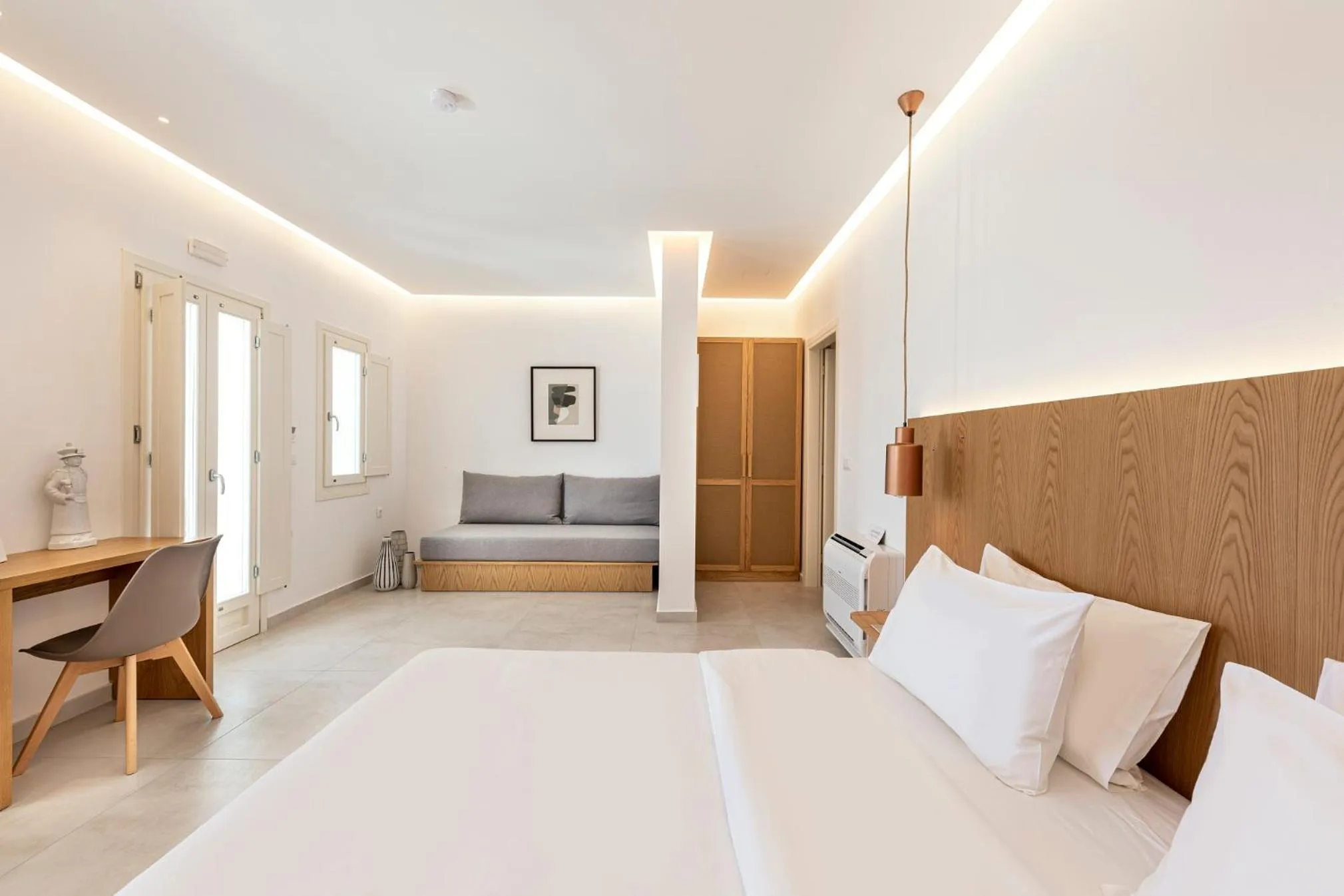 Bed in Secret View Hotel